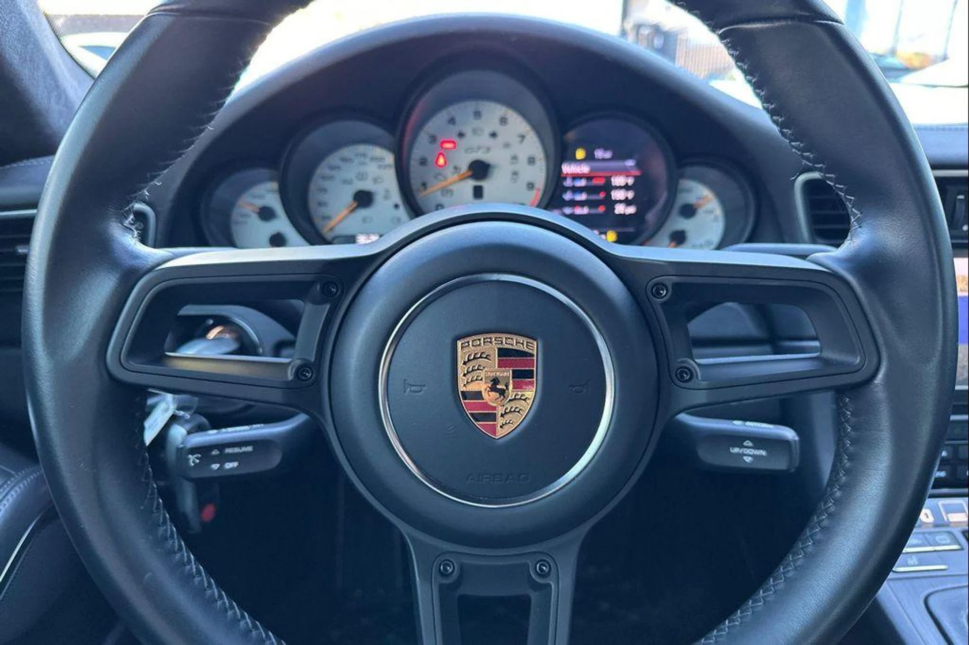 mph026_868185912_M_Wi_Zt_Ut_Rfn_9h_KS_Kws32_Hzlt8_Qw_d7bfe9e004