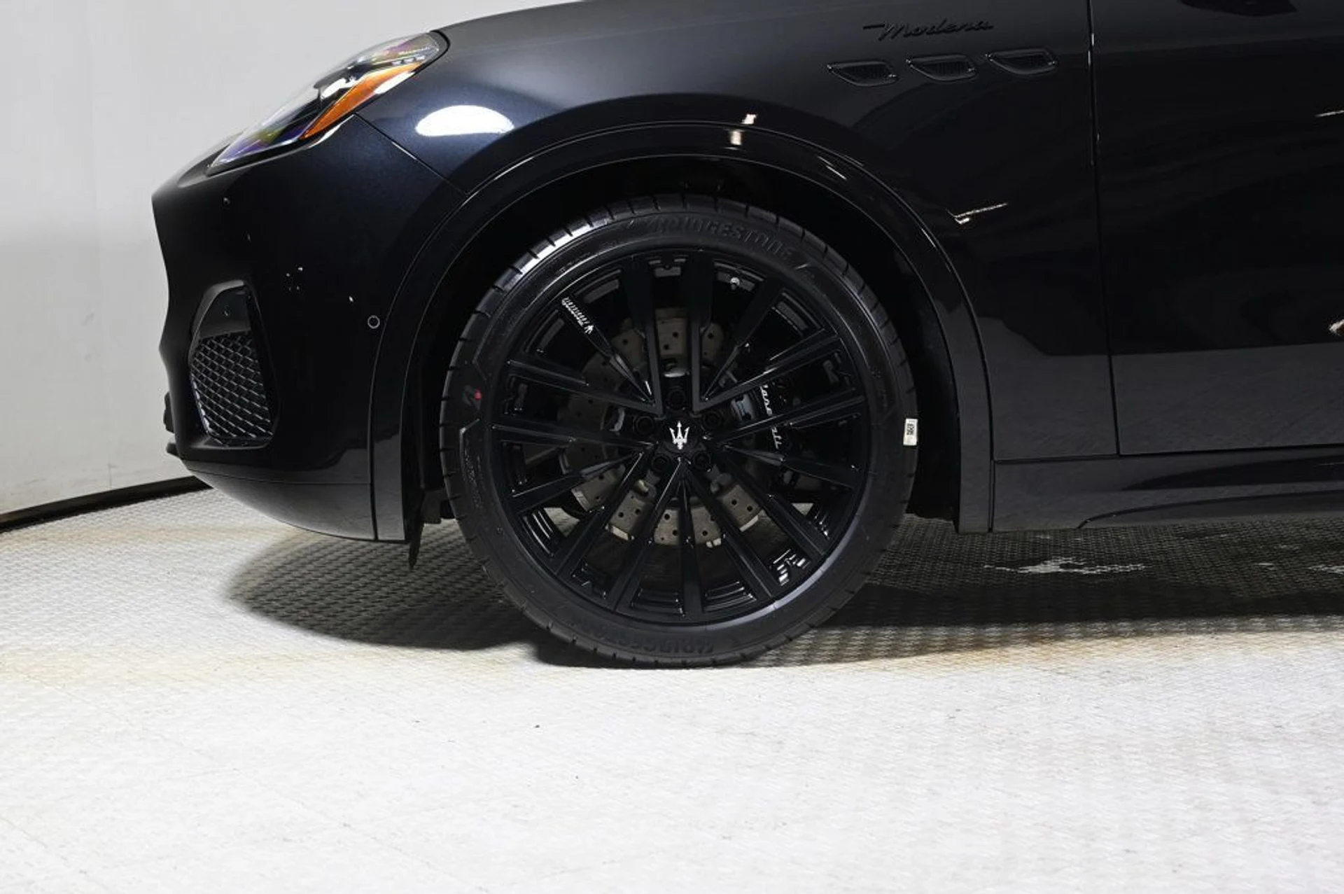 mph026_872130289_new_2000_maserati_grecale_modena_11350_22978912_26_1024_b1365f895d