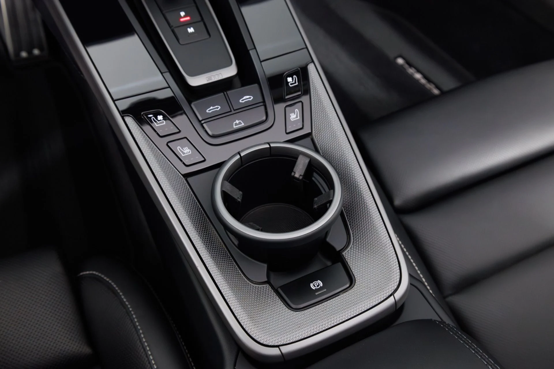 mph026_875291758_Used_2022_Porsche_911_Carrera_1773941186_cb461051fb