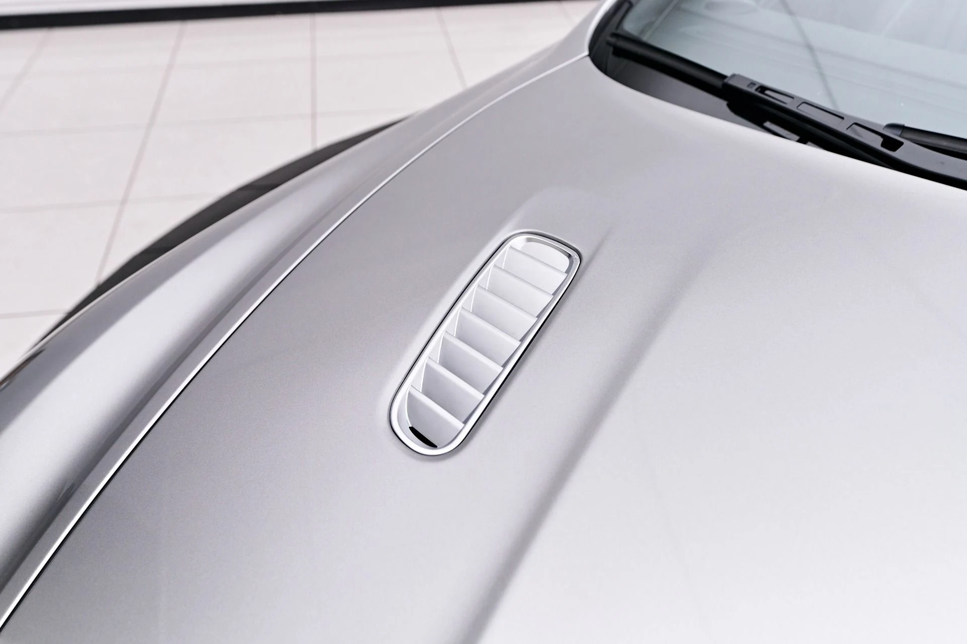 mph026_875350591_Used_2016_Aston_Martin_DB_9_GT_1758395092_d315042241