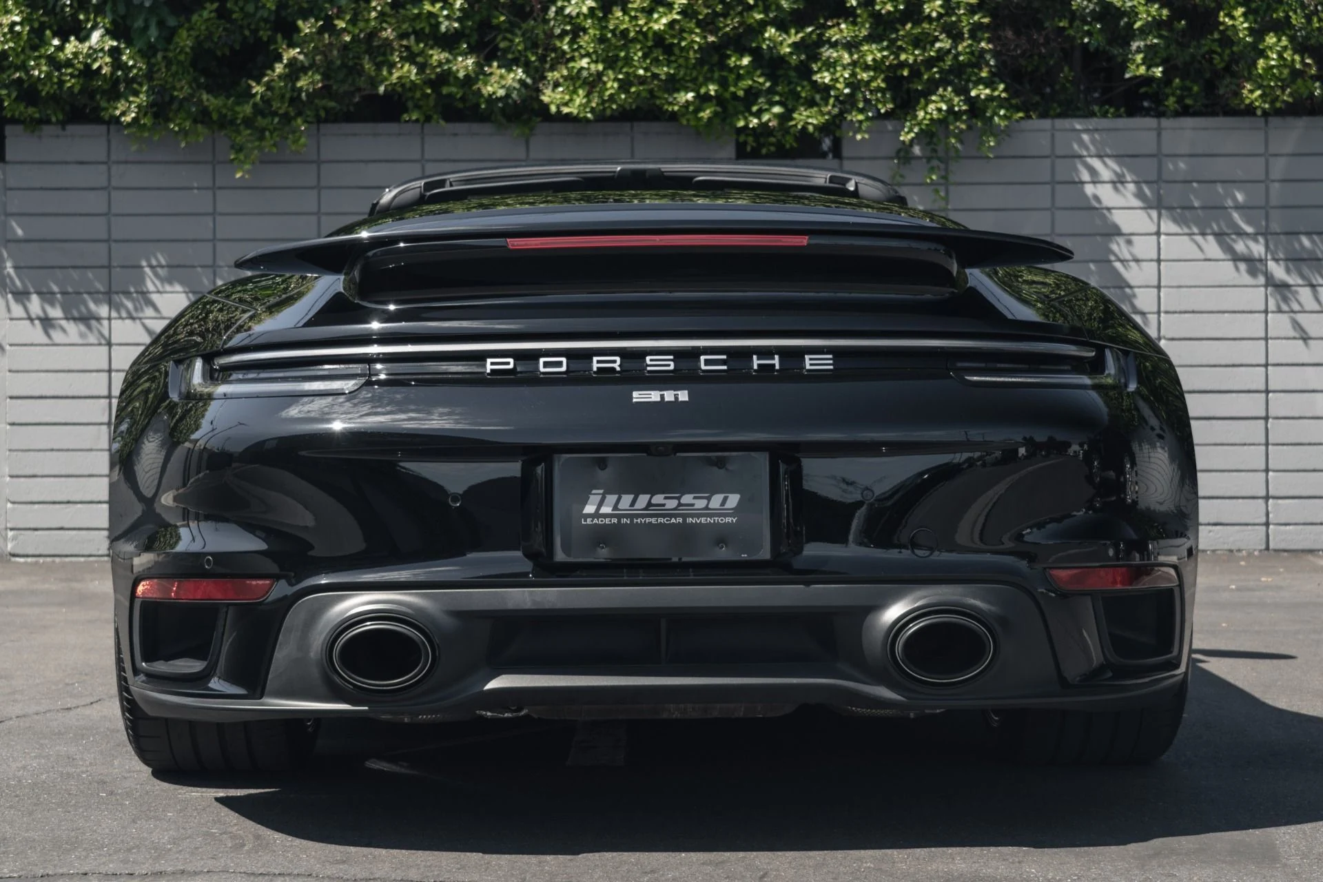 mph026_883396655_Used_2021_Porsche_911_Turbo_S_1758742195_5baad78805