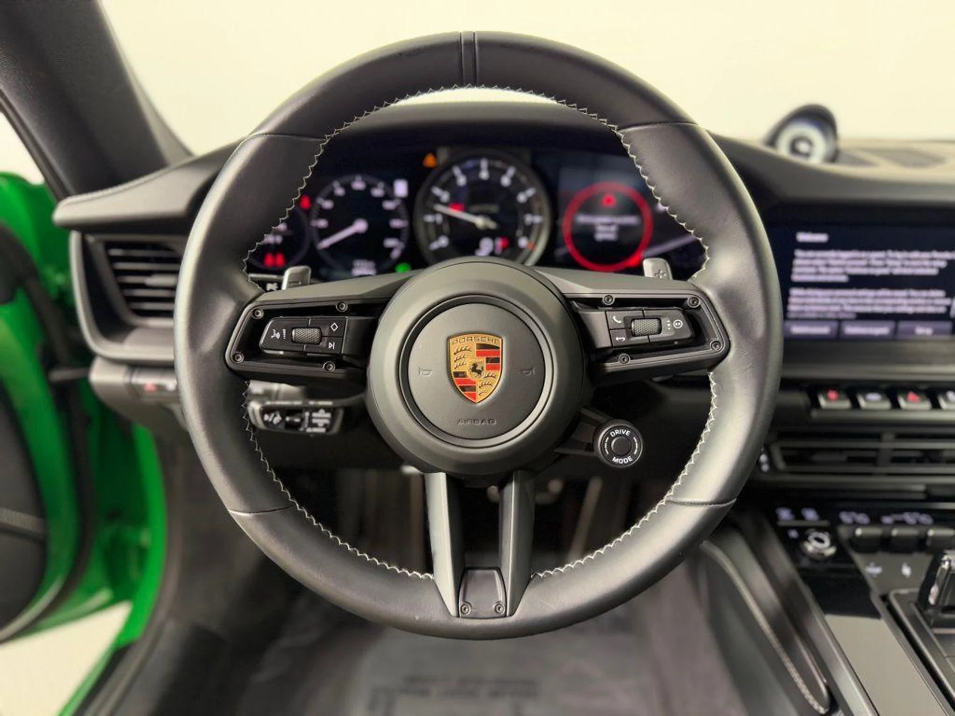 mph026_905882349_j_XYSZIW_Ie_C2j_Ez_Vm_Jx_Ka_PXAQ_Kxw_61904edd70