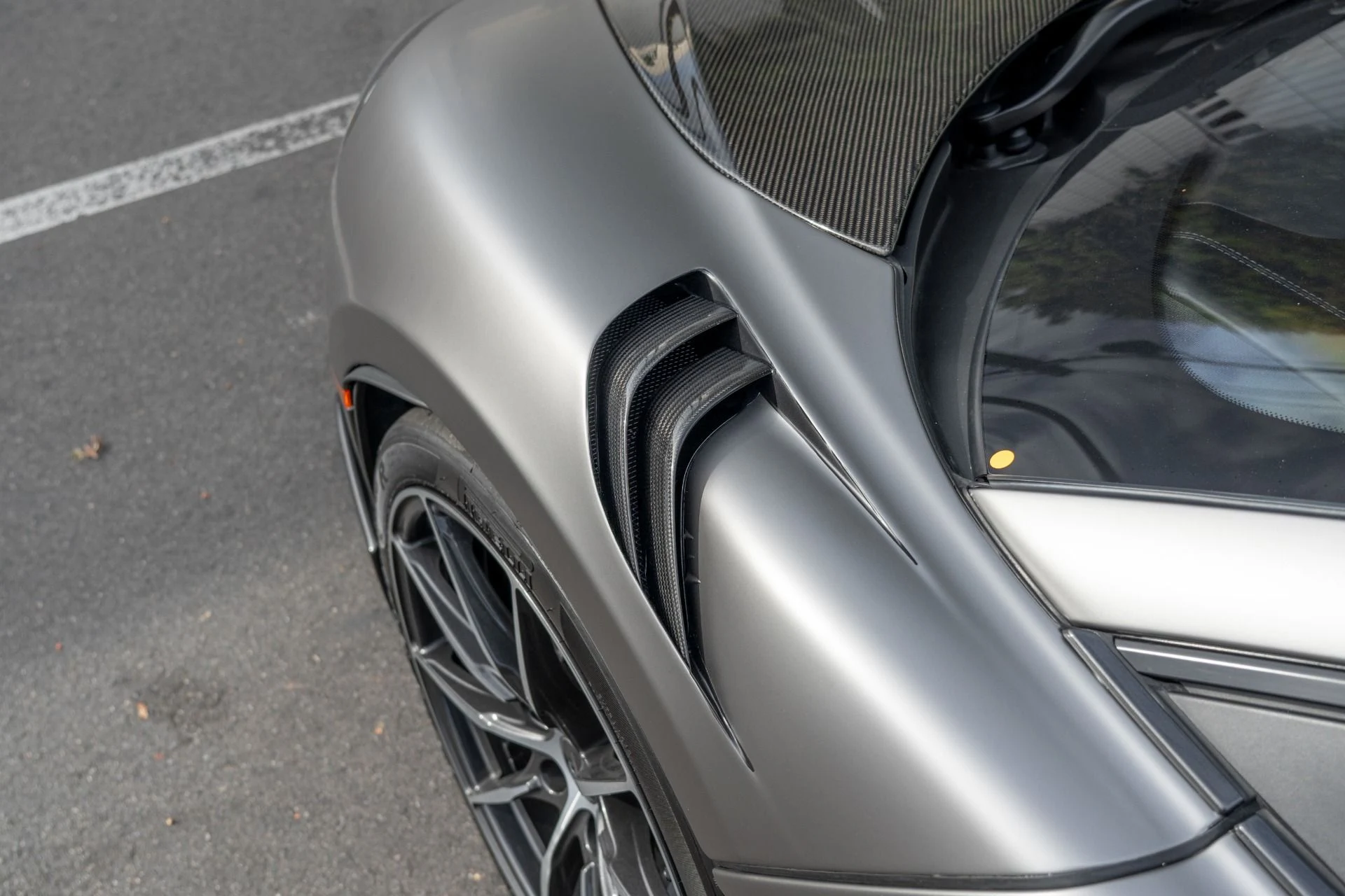 mph026_907981484_Used_2019_Mc_Laren_600_LT_1760376158_4b69d1300c