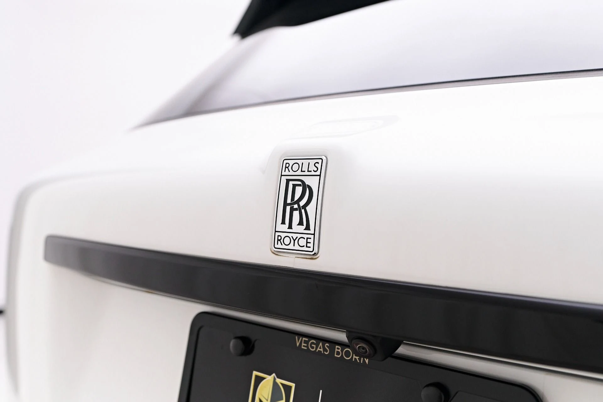 mph026_909032809_Used_2024_Rolls_Royce_Cullinan_Base_1754099306_7bec0e3460