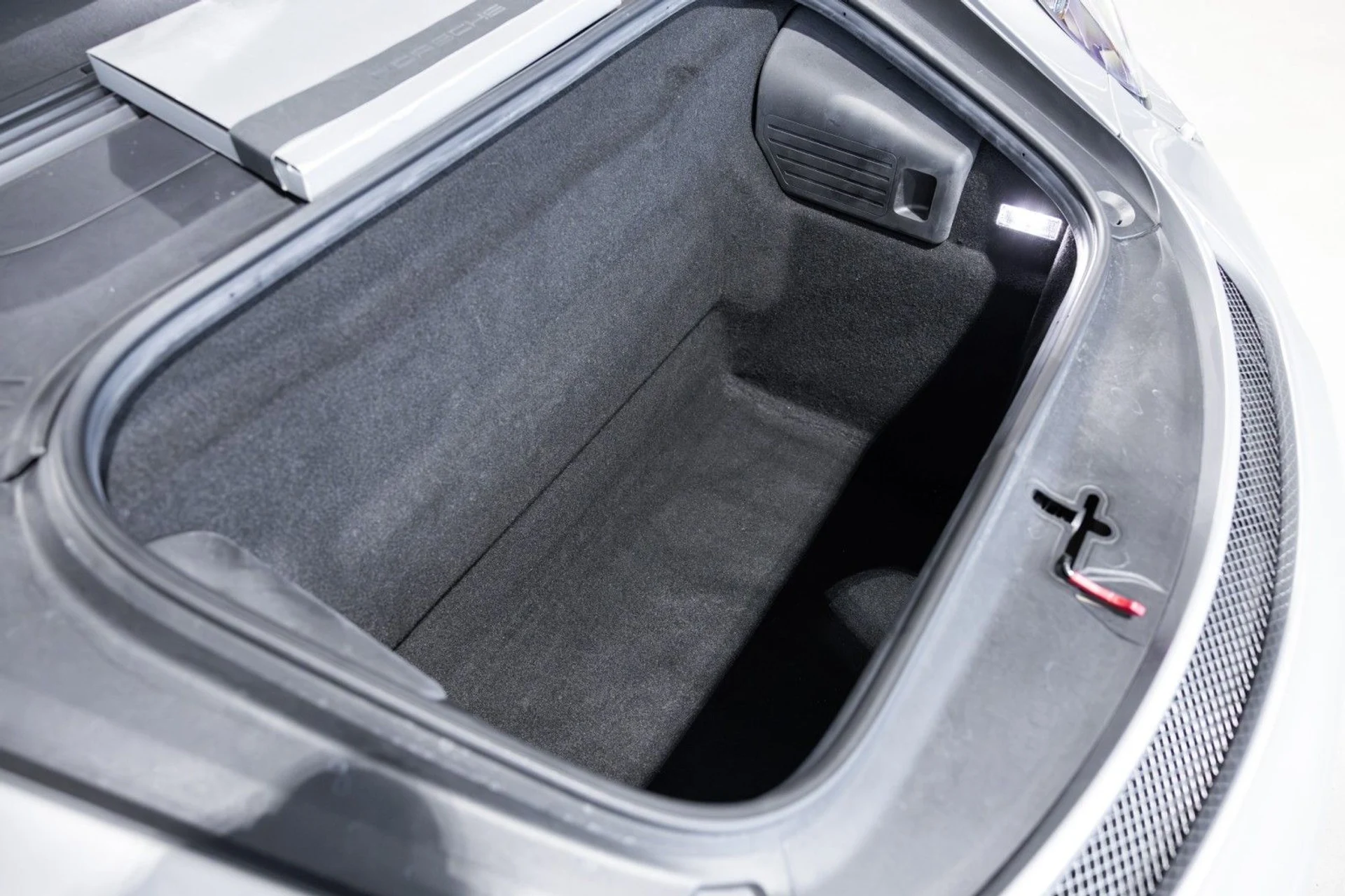 mph026_909033996_Ig_4d2f194c9e