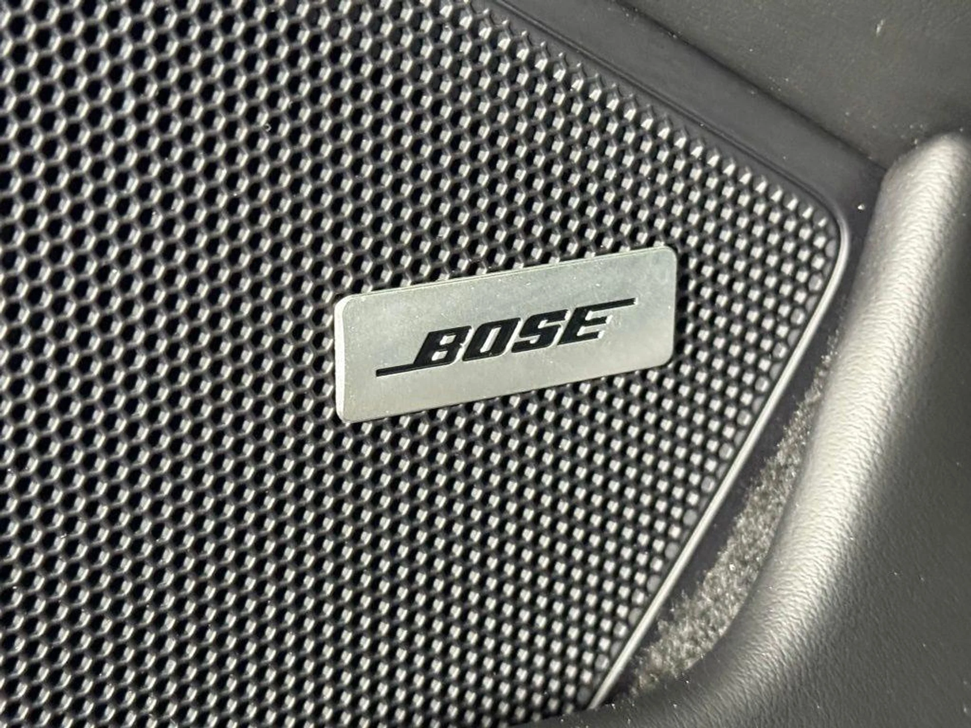 mph026_913709027_Rl_TZD_Yw_Npxg_UOS_8f3sqpk_sd_Kc_f7b219258f