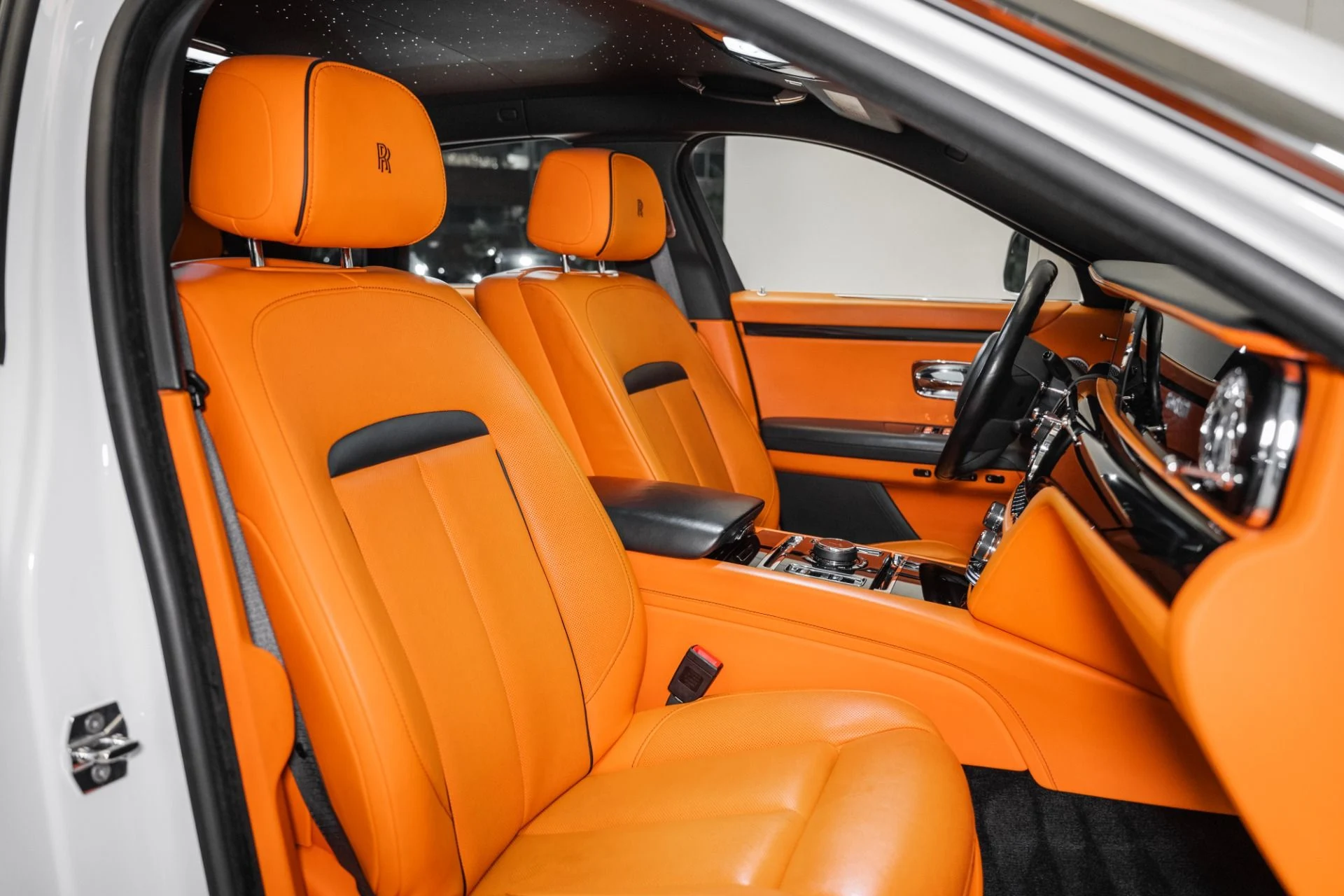 mph026_91573758_Used_2021_Rolls_Royce_Ghost_1753979136_26a49b58fe
