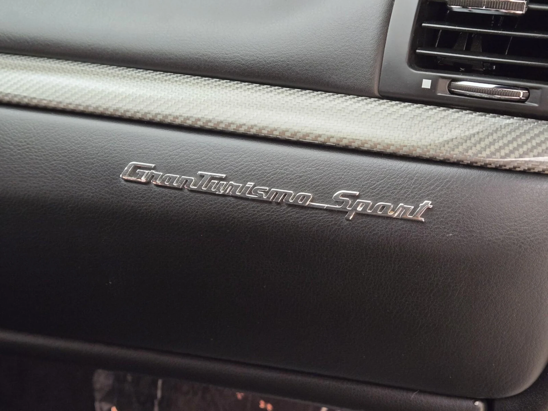 mph026_916244374_Used_2017_Maserati_Gran_Turismo_1762500434_b89aac22ad