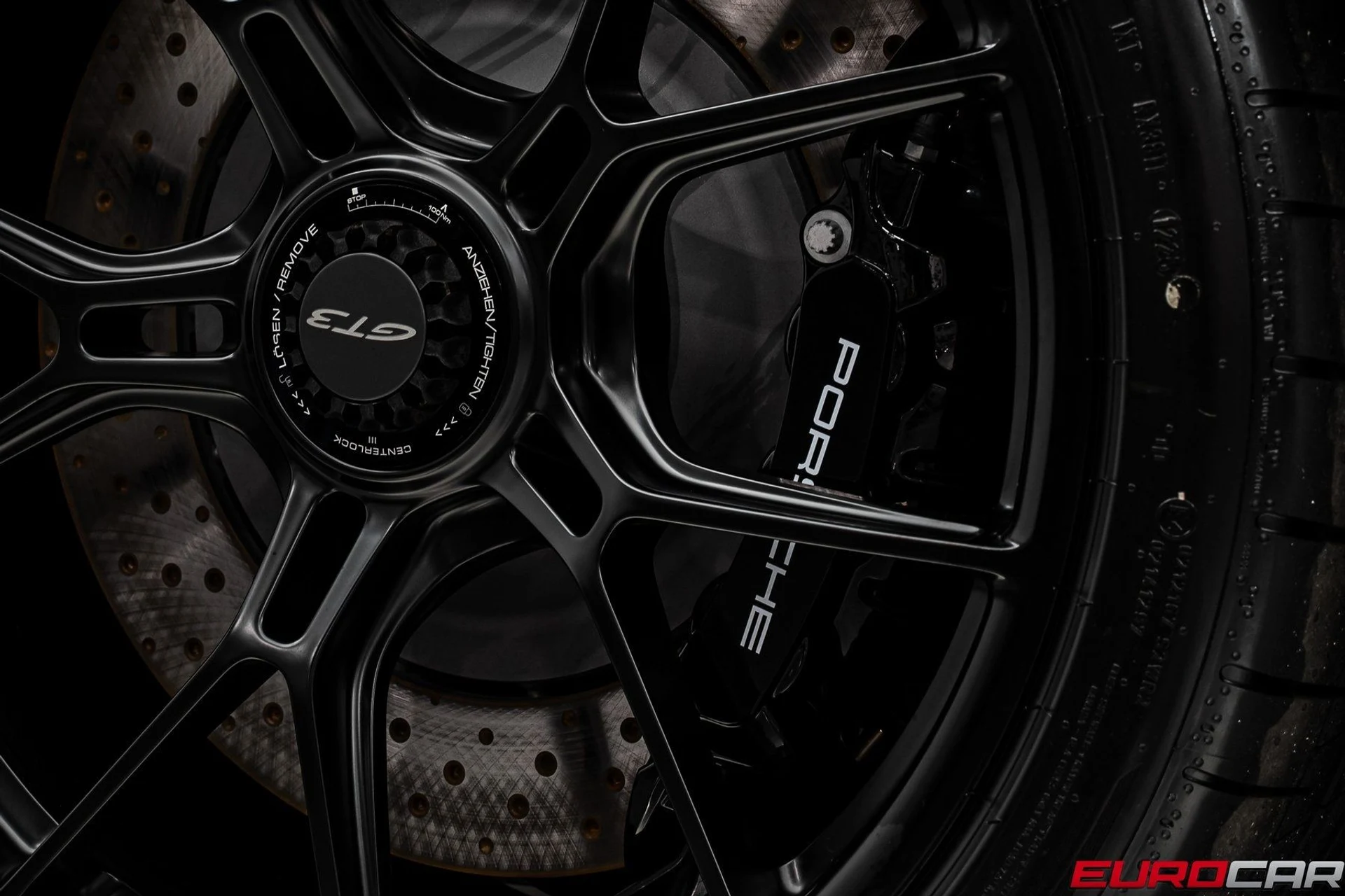 mph026_916988915_image_27_6931339a48