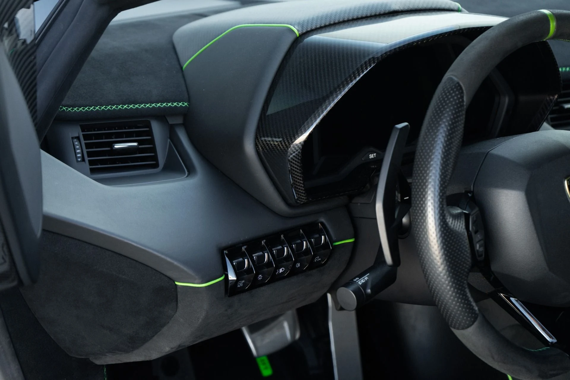 mph026_91821553_Used_2019_Lamborghini_Aventador_LP_770_4_SVJ_1771431359_00026fdd54