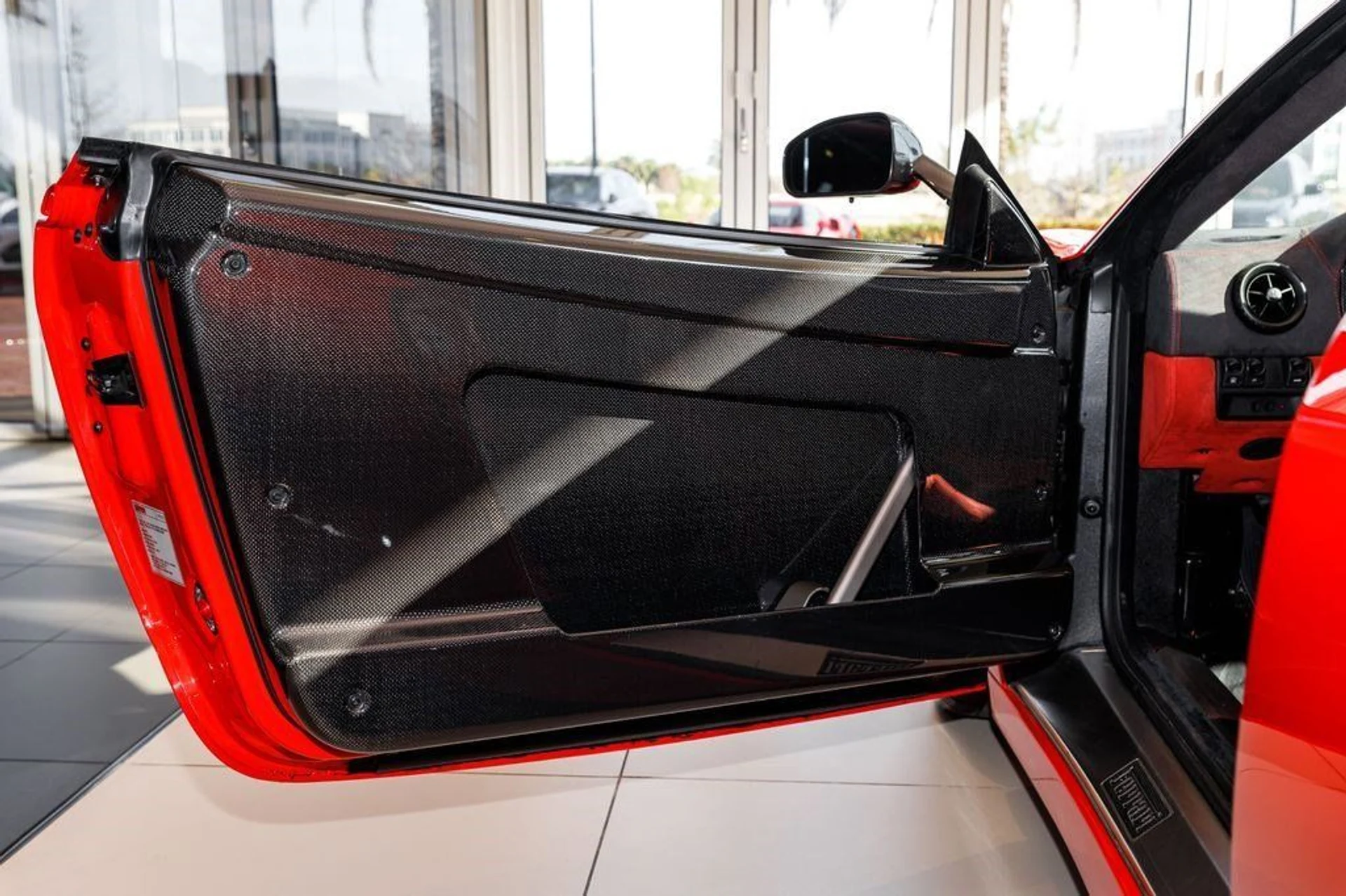 mph026_923127589_5cf5abebbd94e571c8d2b3840fb20f4a_391685a2b4