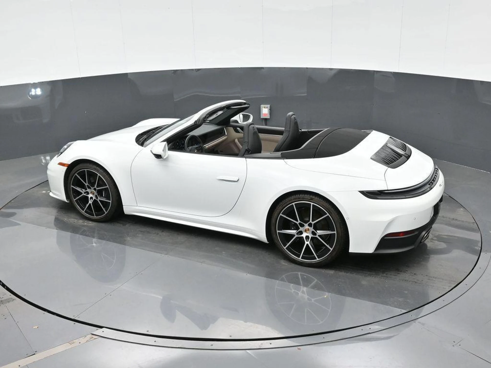 mph026_92813107_WMQWRC_Nl76_G_Ul_Mb_It9_ET_7_Dc_Hk7_U_5e6ecc348c