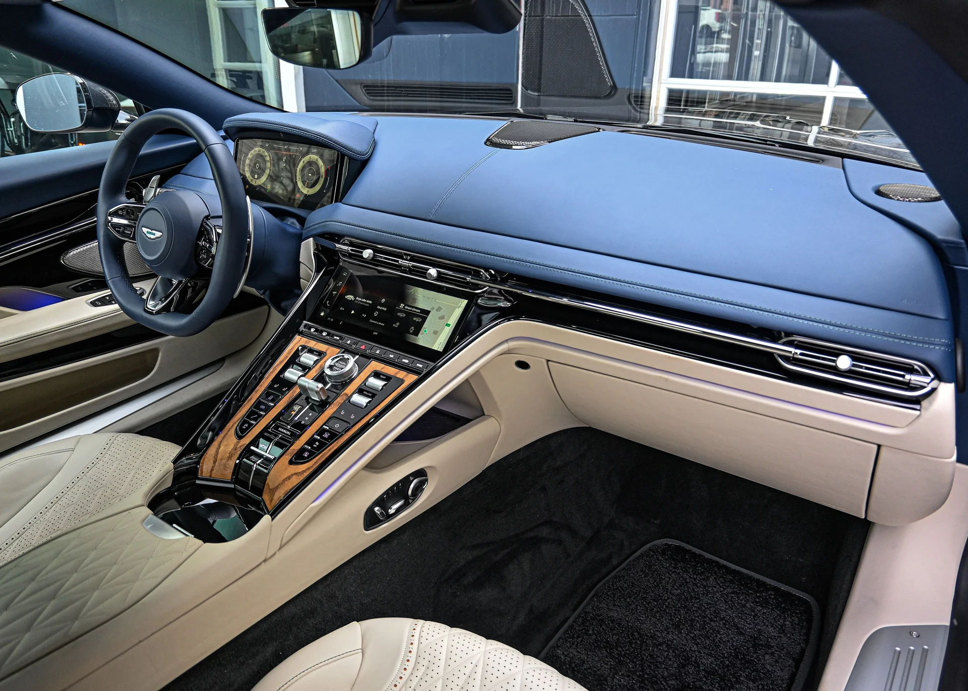 mph026_940699921_8eb05b4b_27de_4a93_b5d8_a56dbb62877b_30c94d0913