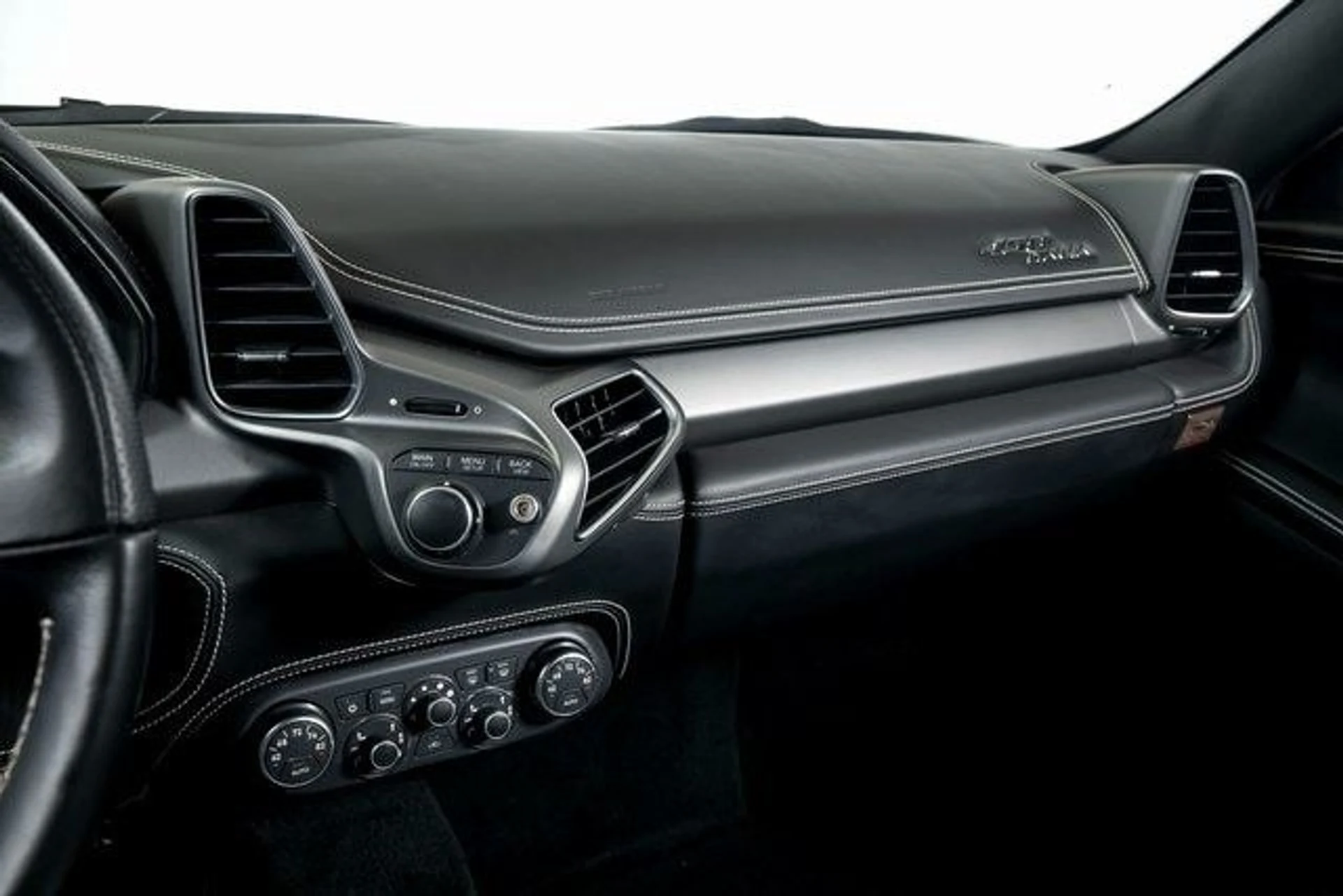 mph026_941535775_b3082cf8ae02987178cd532b976d871cx_325c7ed34a