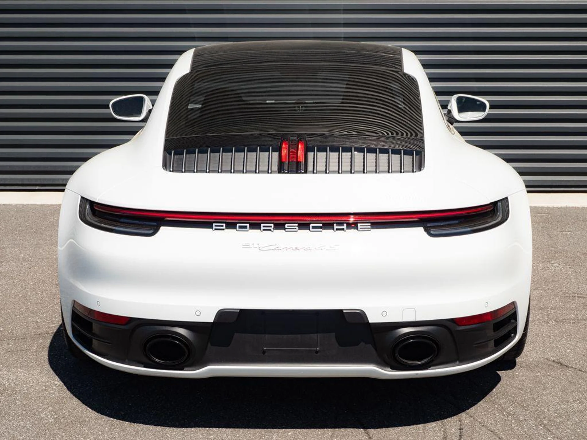 mph026_944479440_pm_ZR_Pfw9n8a99gzo_O8_MB_Mm_Be1s_265ae2f7d1