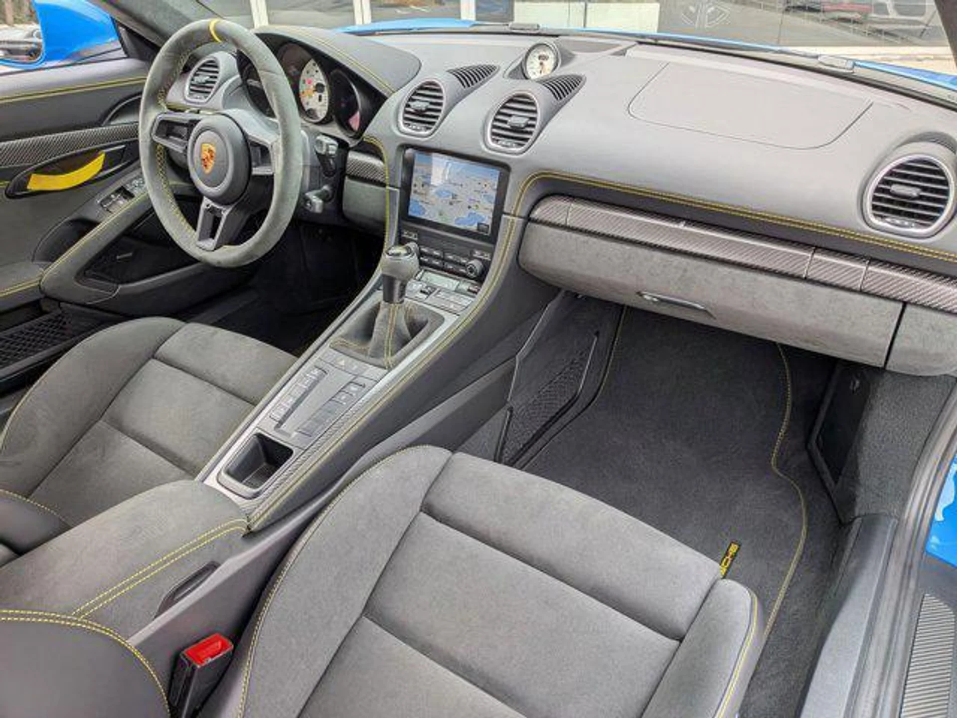 mph026_946550160_MRMB_Ae_Nhzv_D12_Z_Ucoy_ZY_2_S_Vu_QEU_01baf36959