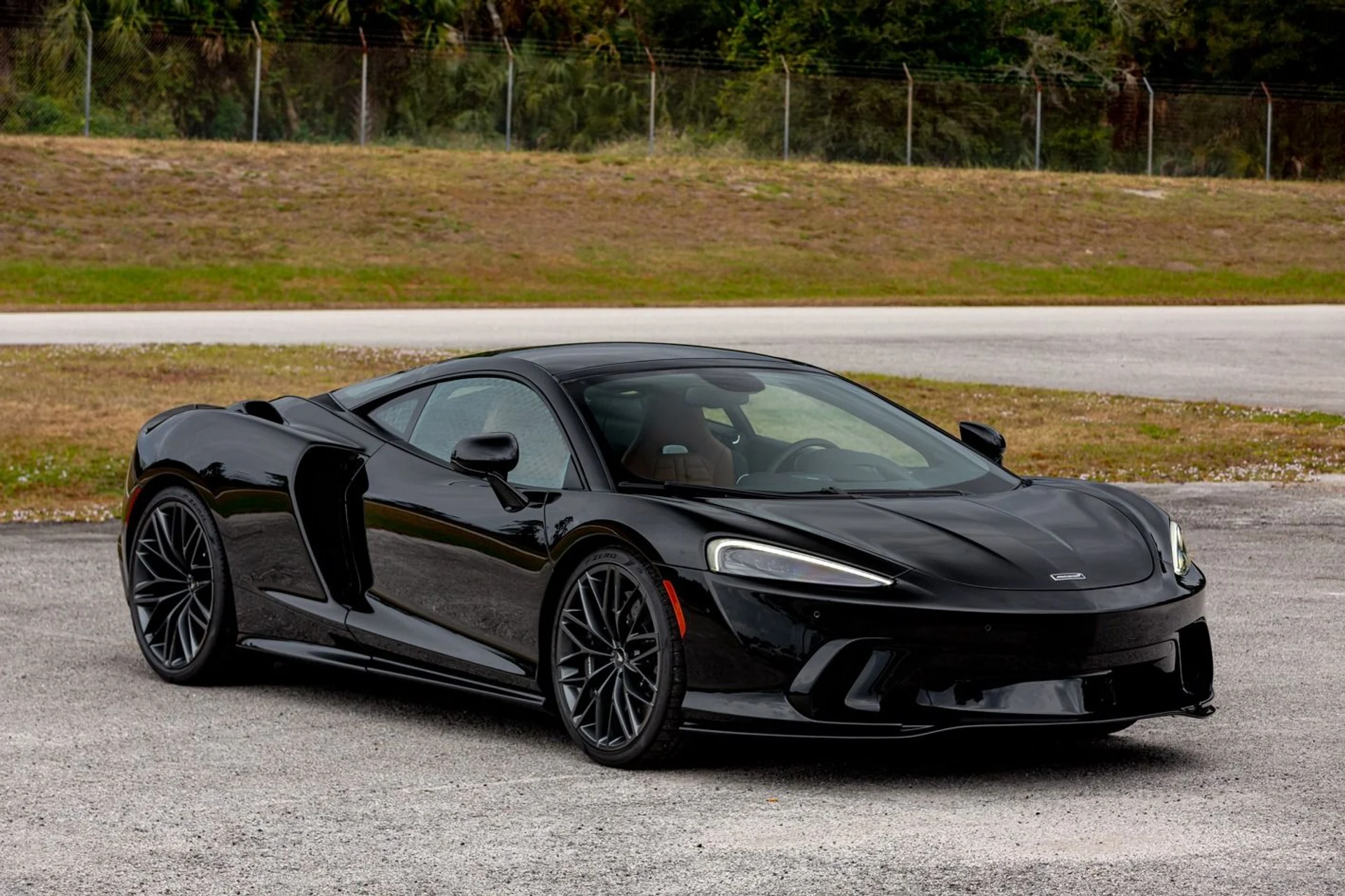 mph026_948757257_470_p27_l_3c43107c11