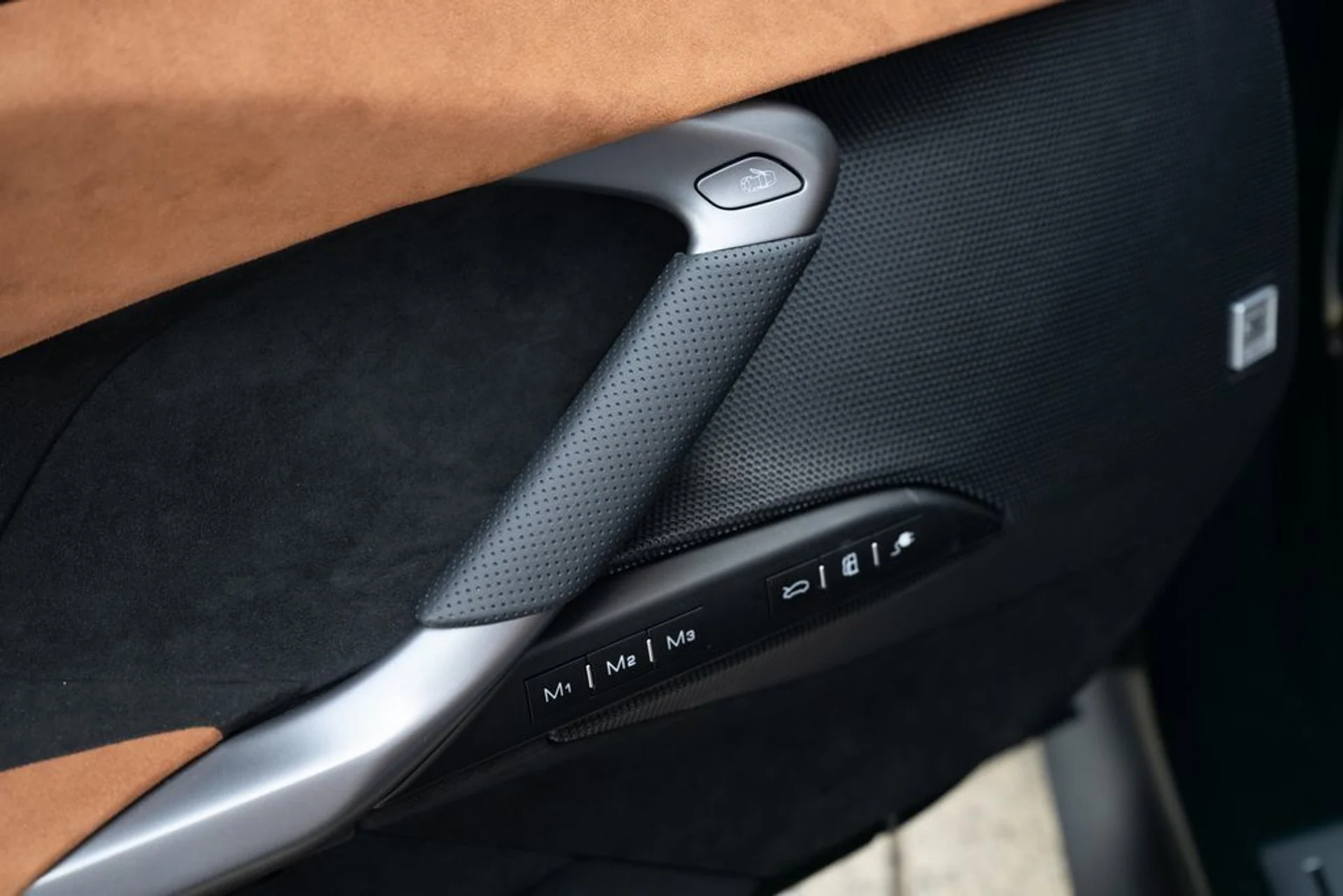 mph026_950499610_995f6b74adeb4d16a79ff73f9af9f0a4_fd742e2475