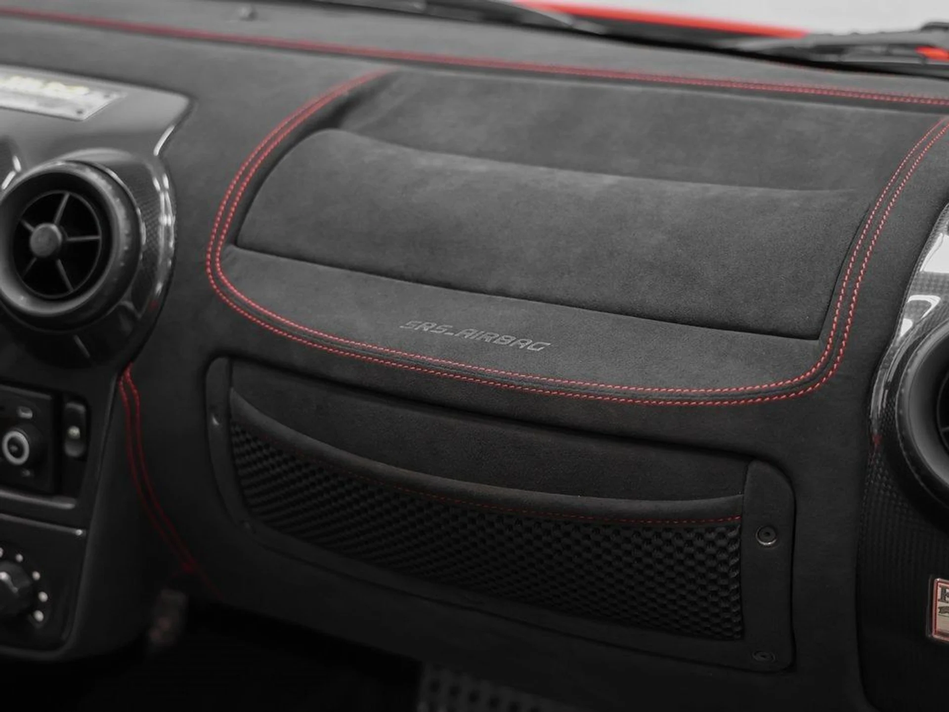 mph026_951147699_27_a0f24fa461