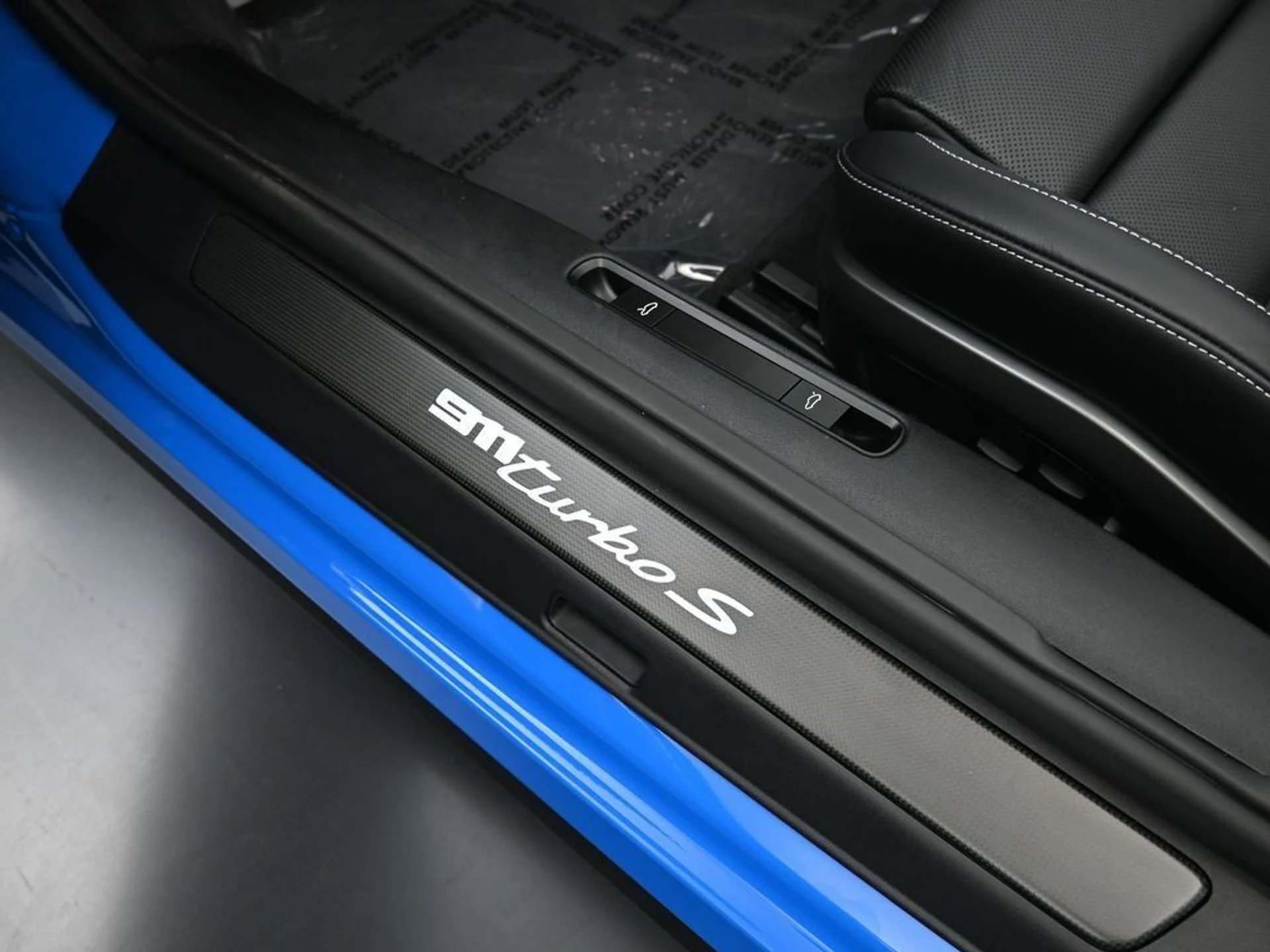 mph026_958325133_6029fb840925caa783fb1cfa6d9caf95_1c06d55fb4