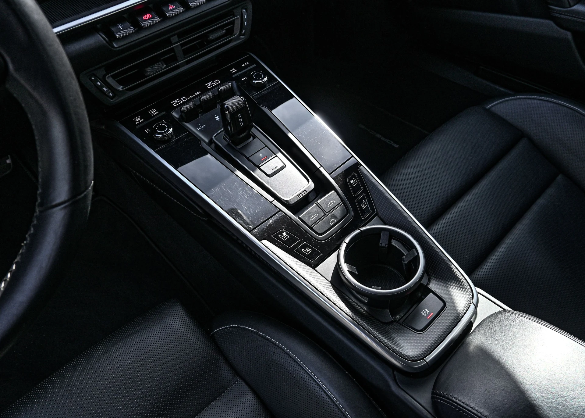 mph026_959724997_944b816f_6cd5_45f0_a20e_5b6e489d8346_c590ba87bc