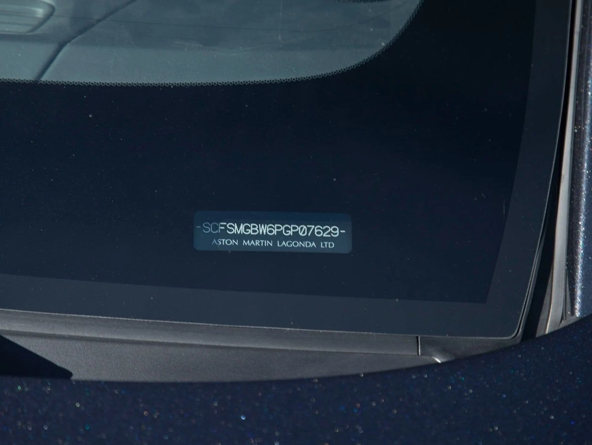 mph026_961728013_27_9a1d50097c