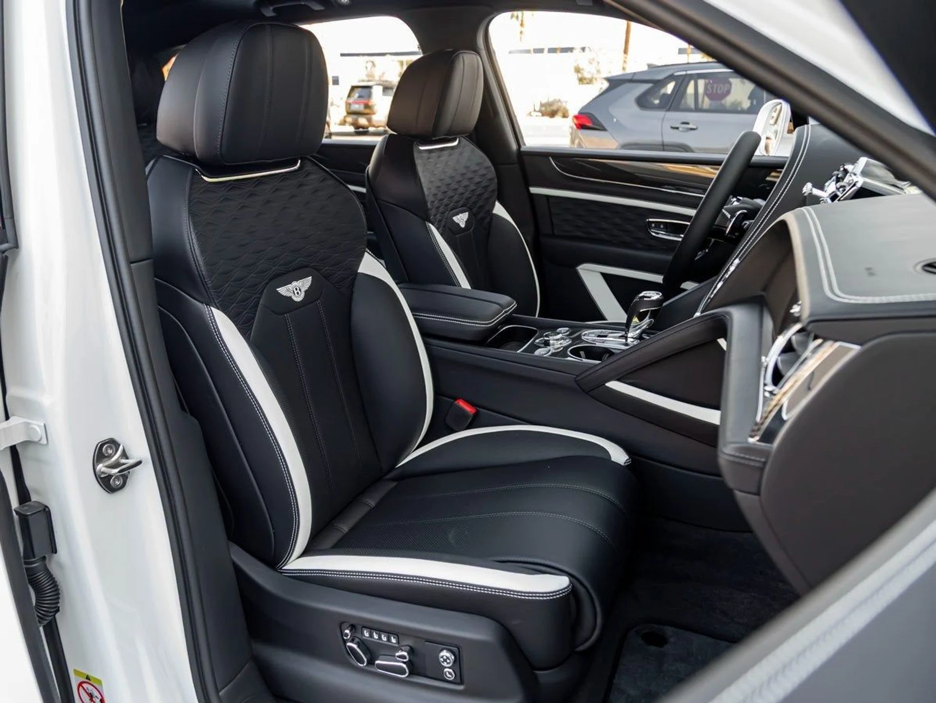 mph026_966187955_27_742fb6525f