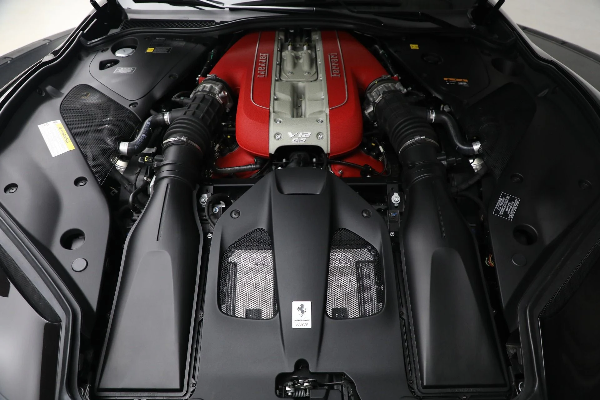mph026_967267138_Used_2023_Ferrari_812_GTS_6ee6a4033e