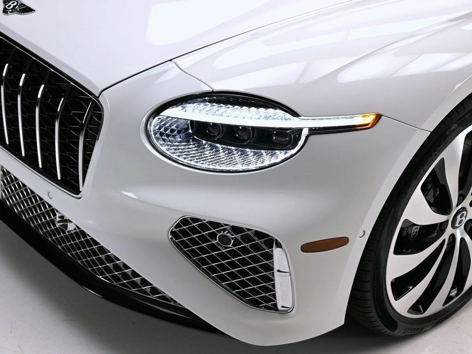 mph026_967694332_0f8803cdb0cfd12c22aa7612431be794_d8730282af