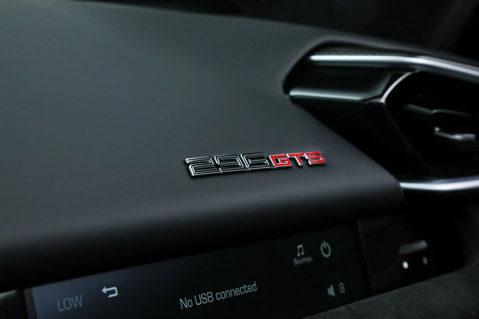 mph026_969036116_f1fa7ec1630d860eaacc064c956f7f32_769e0c0176