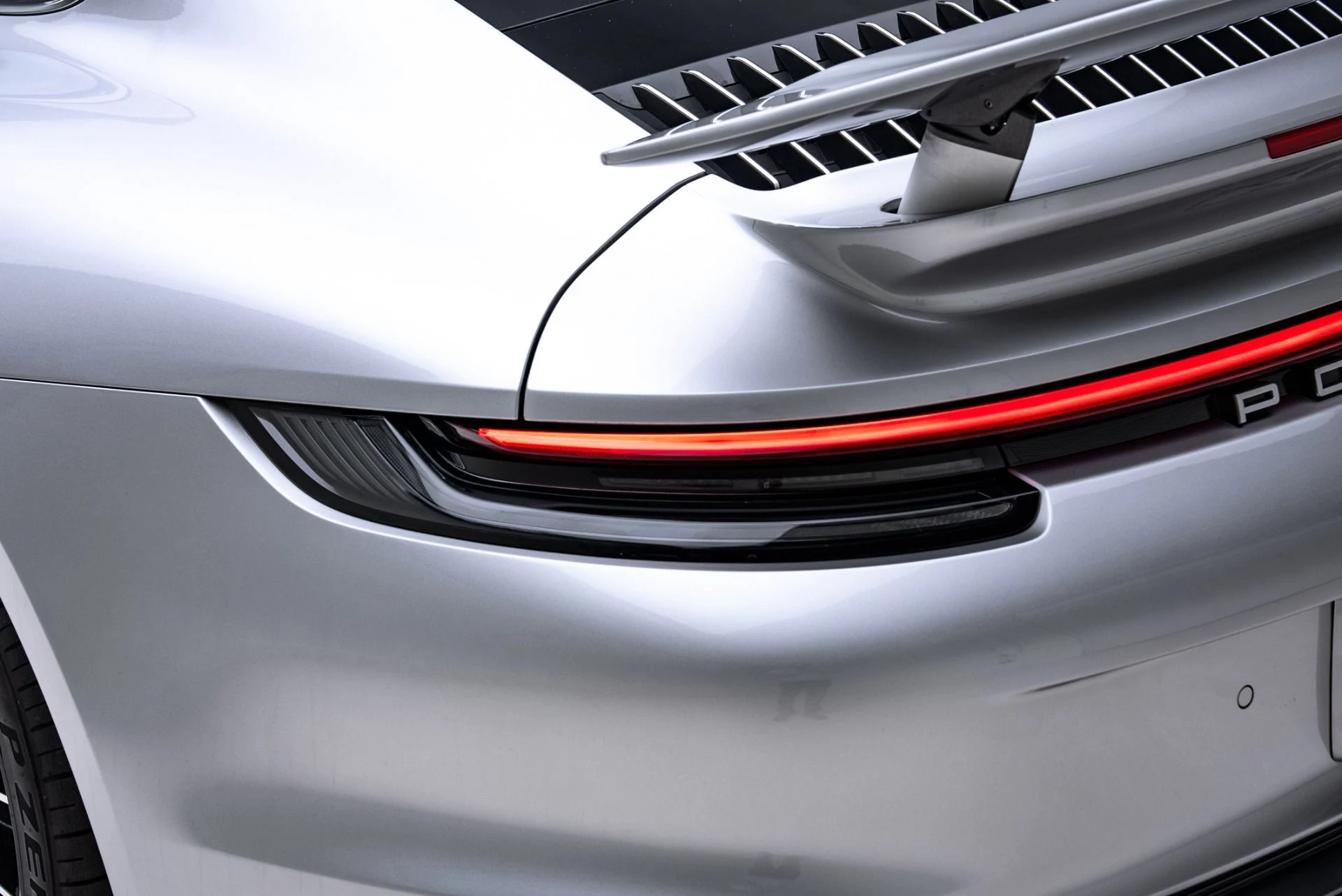 mph026_970779932_Used_2021_Porsche_911_Turbo_S_1776281104_34e694b455