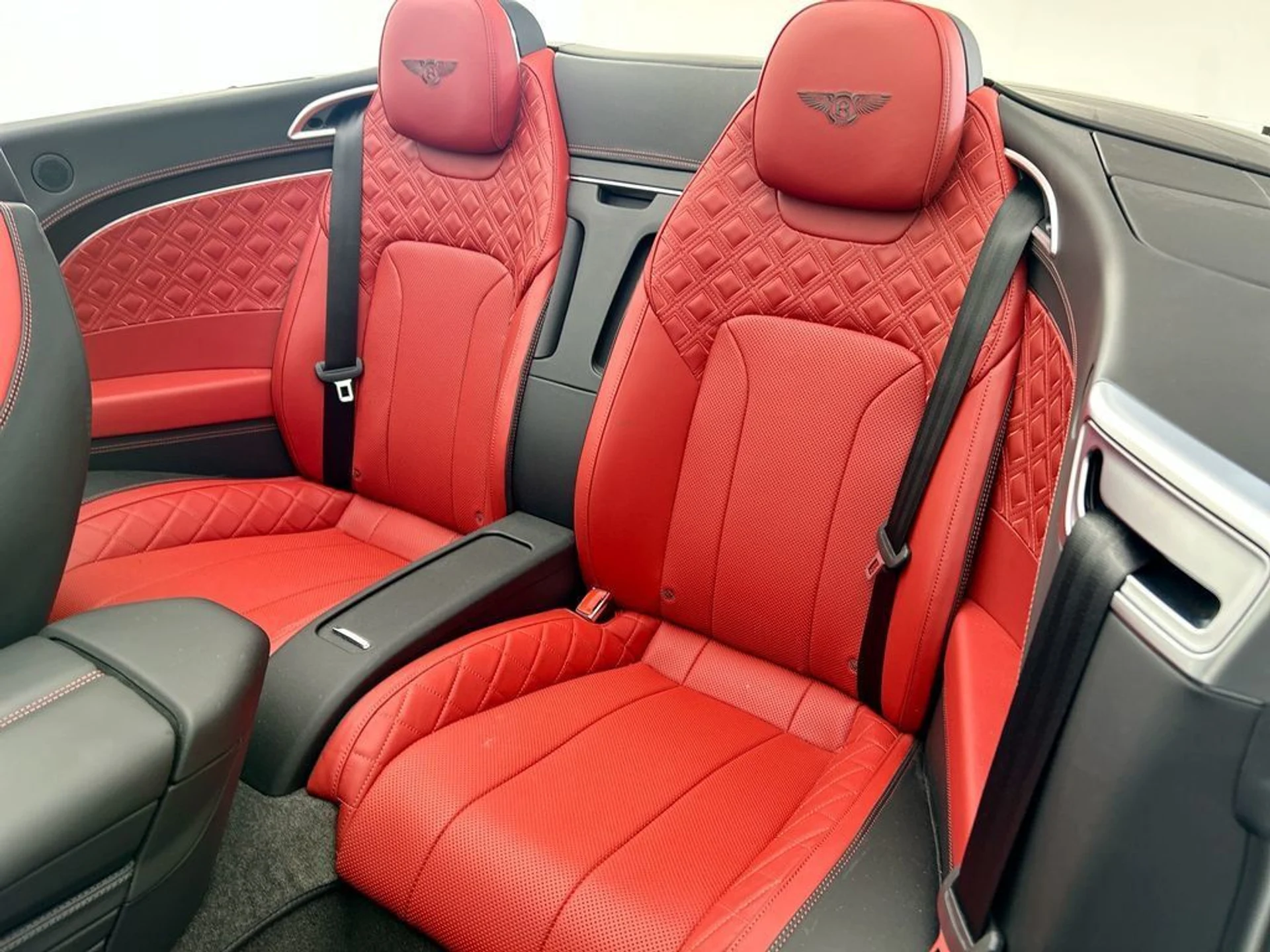 mph026_974037937_used_2022_bentley_continental_gtmullinerconvertible_8119_23015868_27_1024_9d24e17c4e