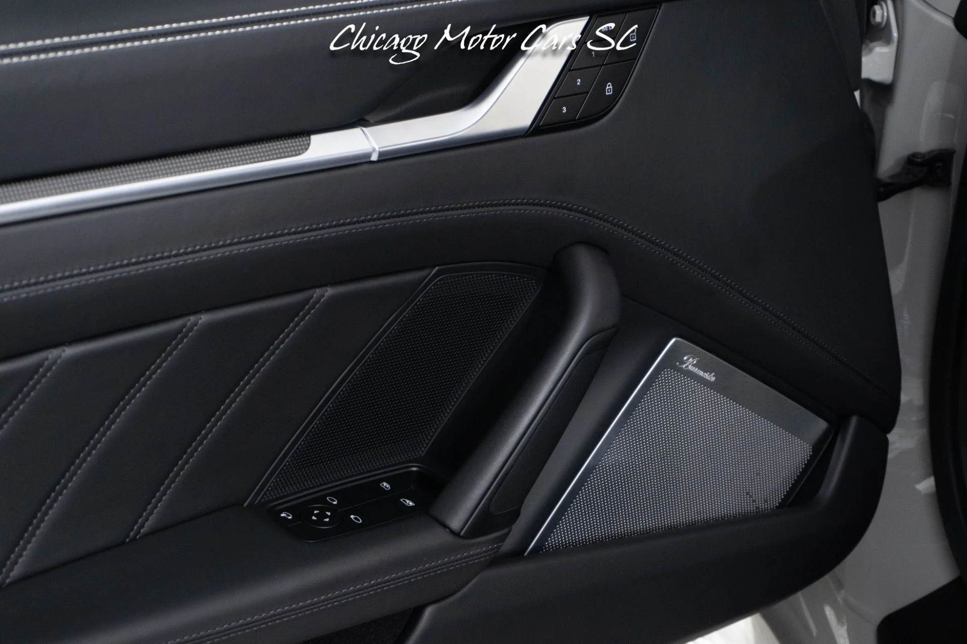 mph026_974065221_13540_p27_l_de3f95747e