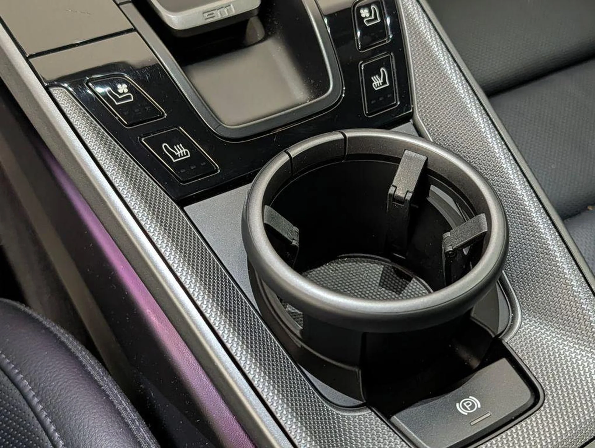 mph026_974351862_U_Gtd889zvr_P_Yi8v_Mh4_ZHHFXX_Hyk_30d924b361