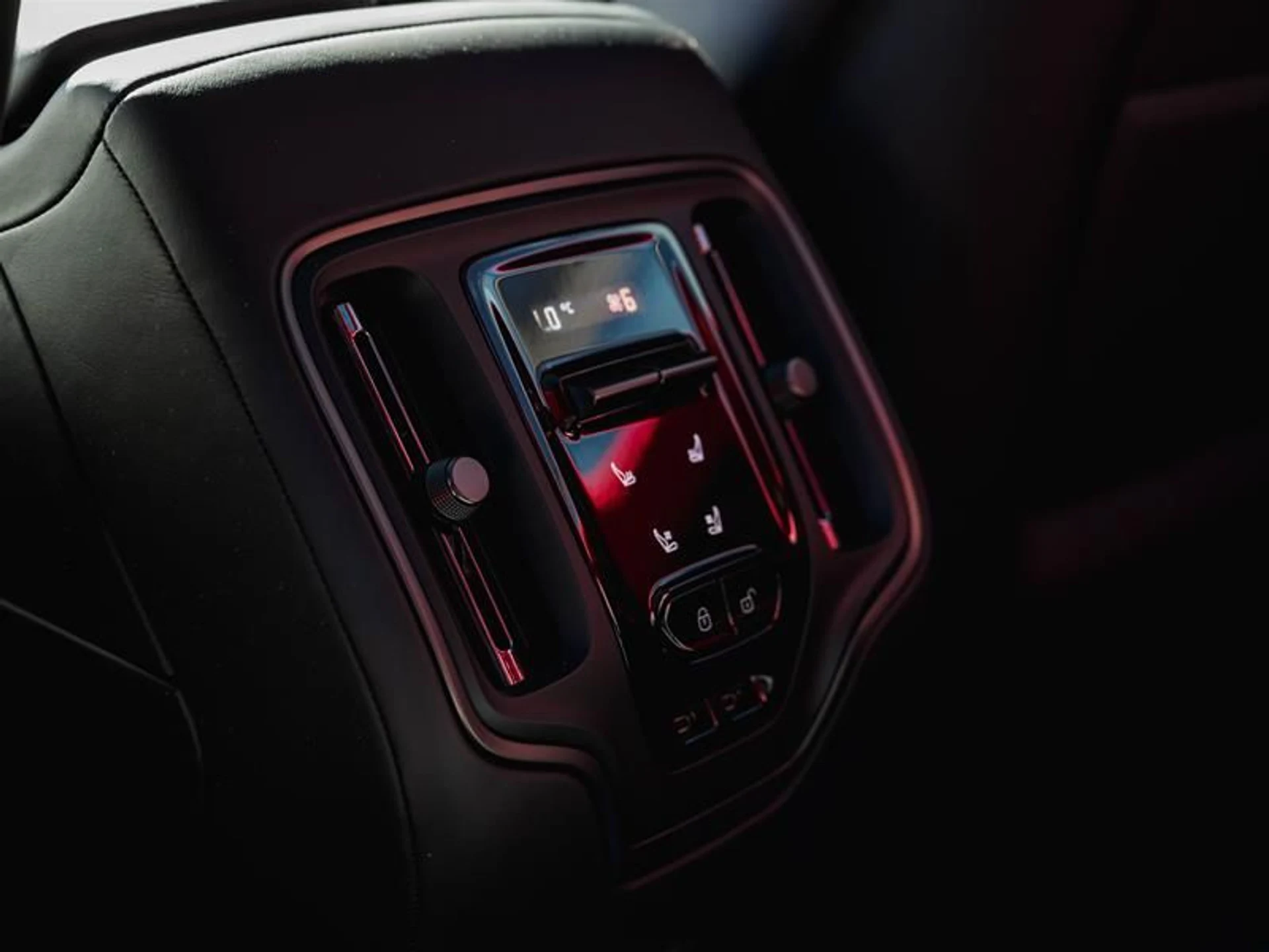 mph026_976079141_jz2mx2vm_a0fb0f2e81