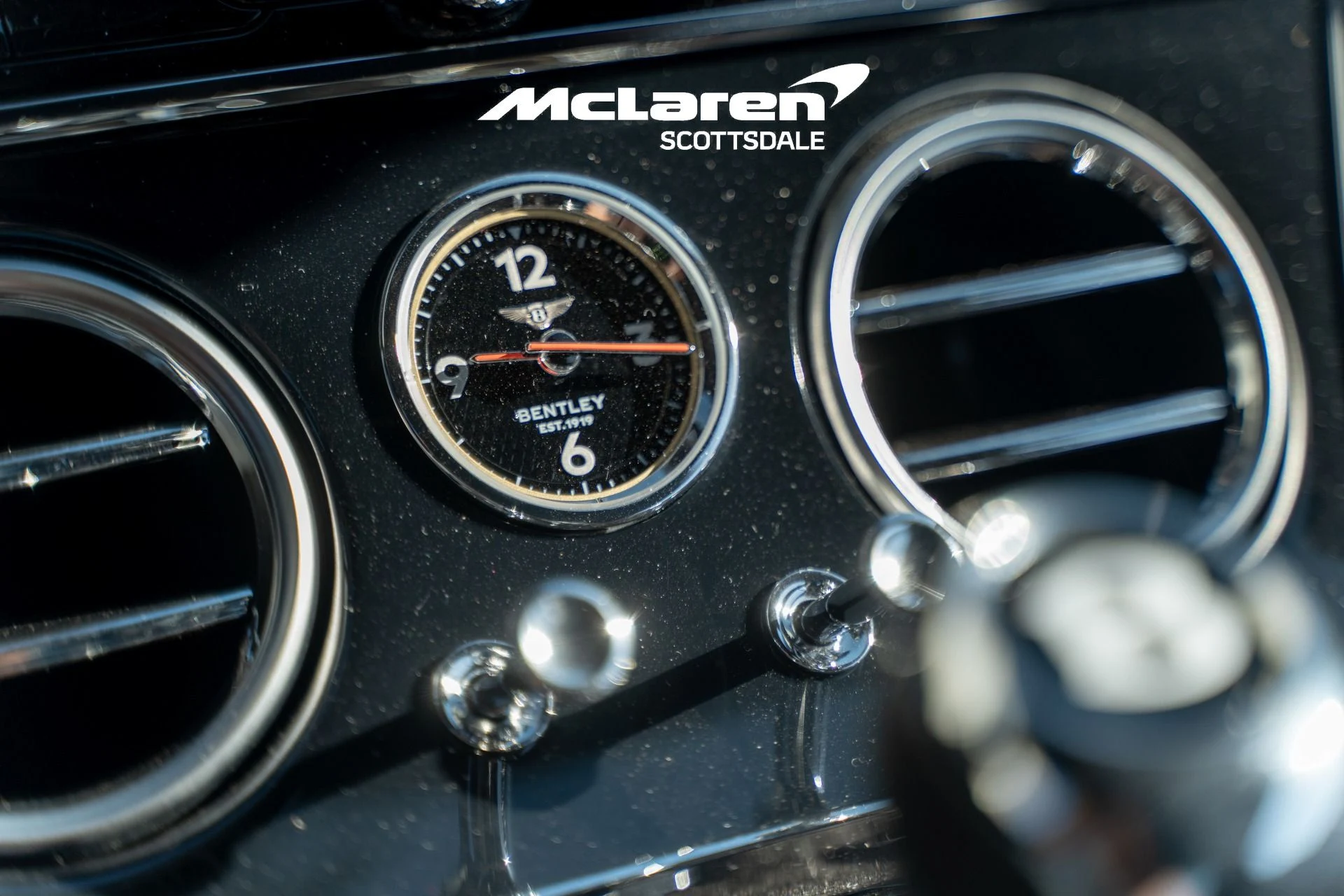 mph026_977206377_Used_2022_BENTLEY_CONTINENTAL_GT_V8_1762551678_f7357da750