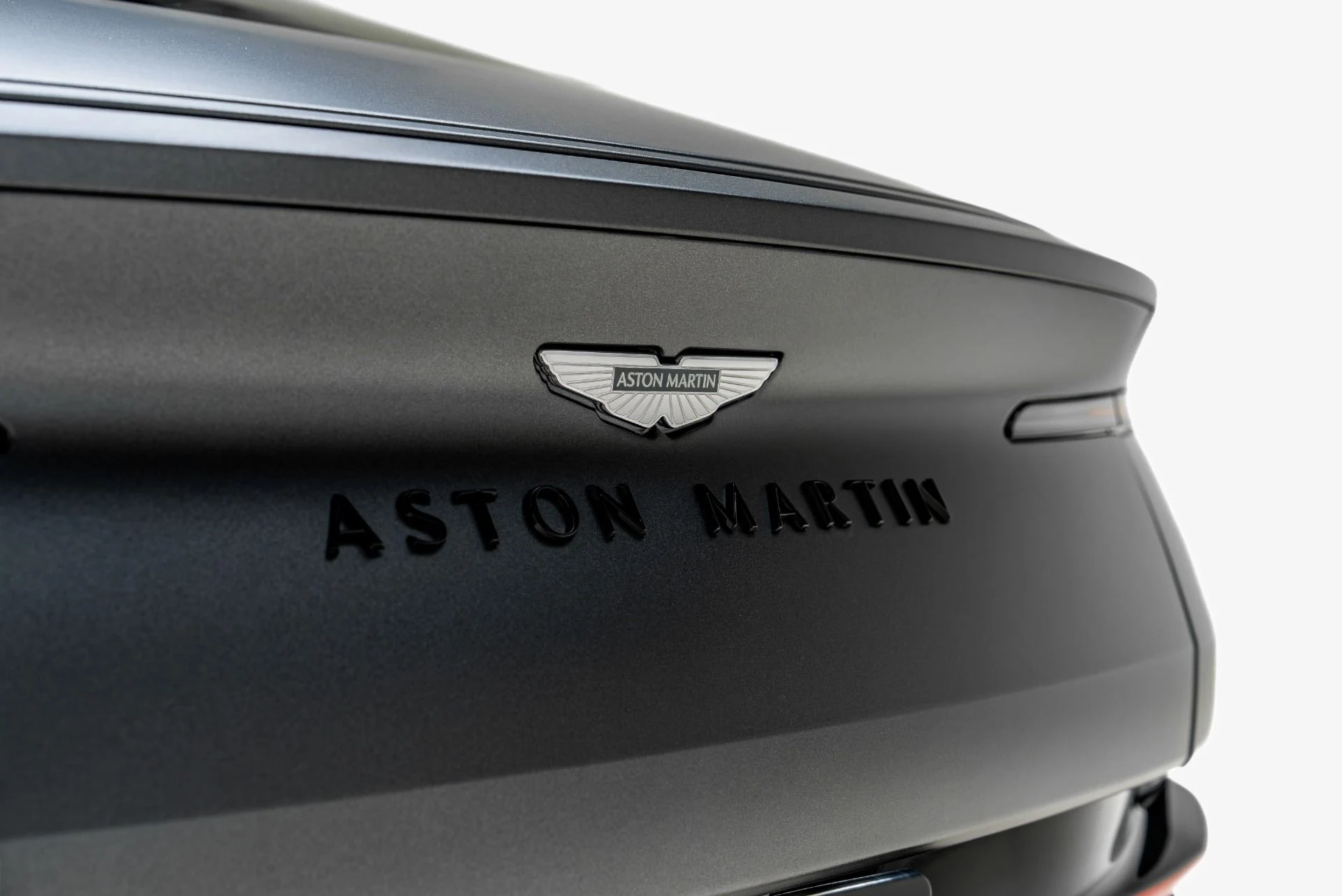 mph026_986188152_Used_2024_Aston_Martin_DB_12_V8_1784874900_ae900a5ec3
