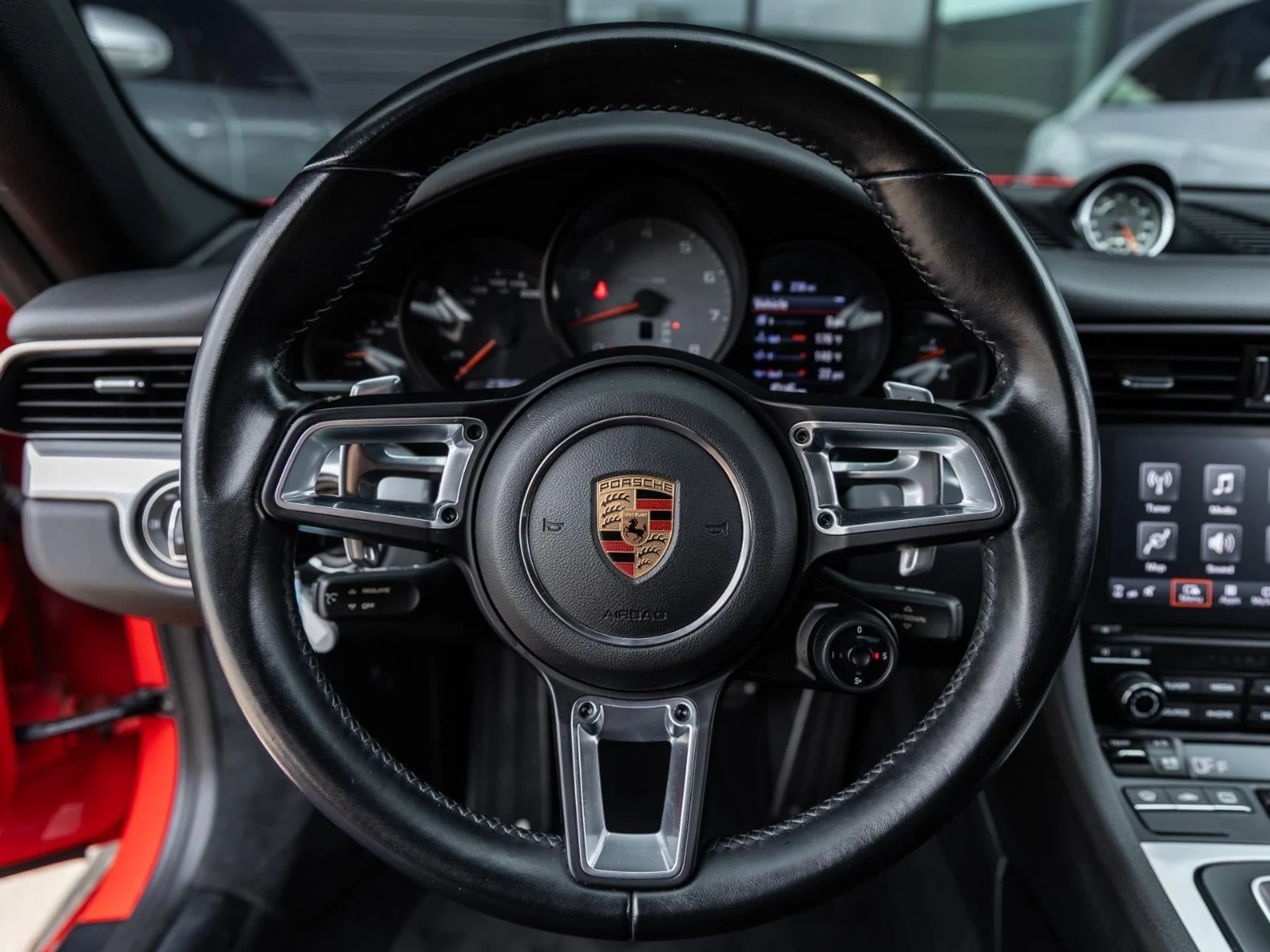 mph026_987786745_27_74d1f3162e