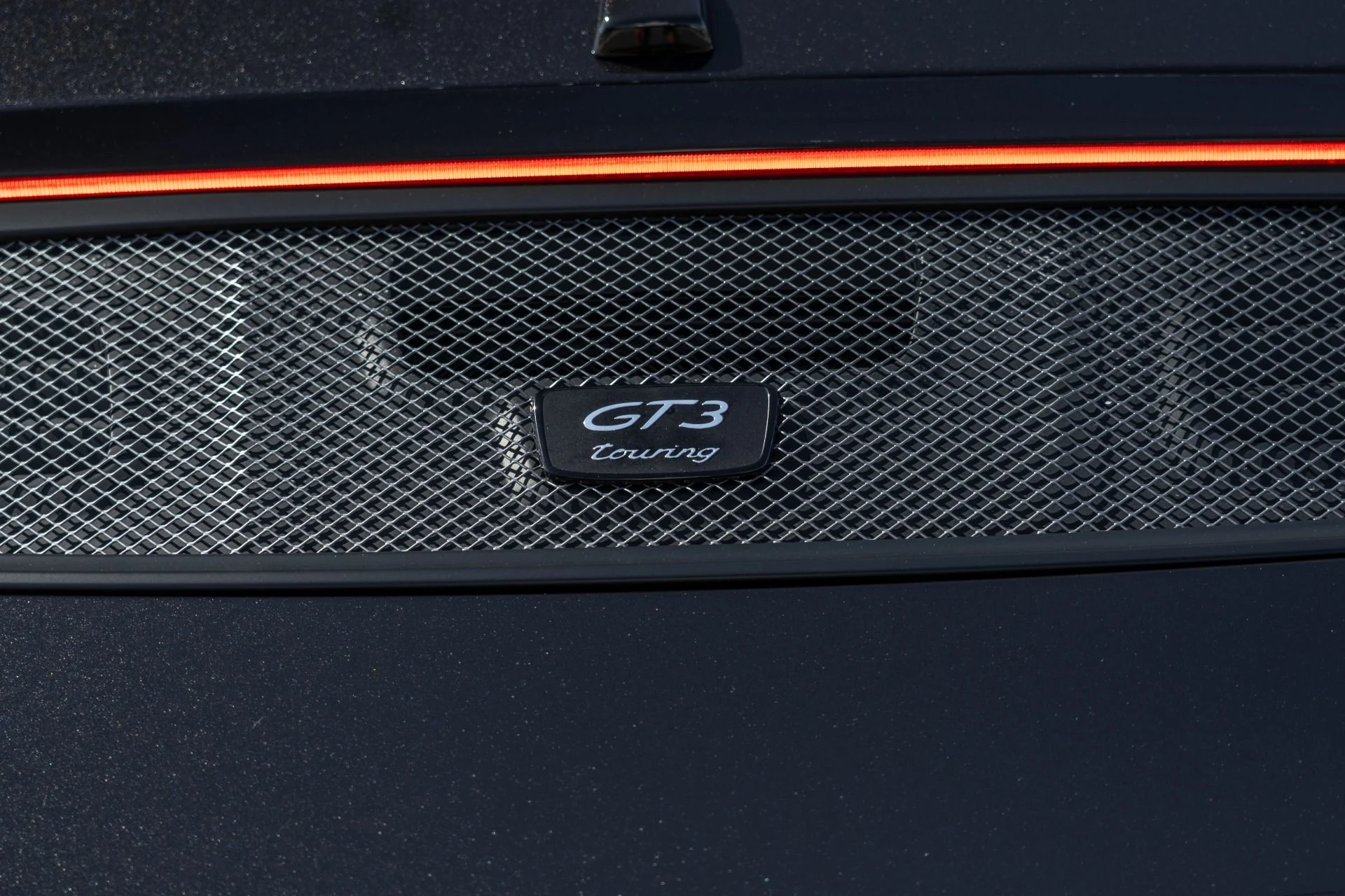 mph026_989354292_Used_2019_Porsche_911_GT_3_Touring_1760739236_4884ec6ed0