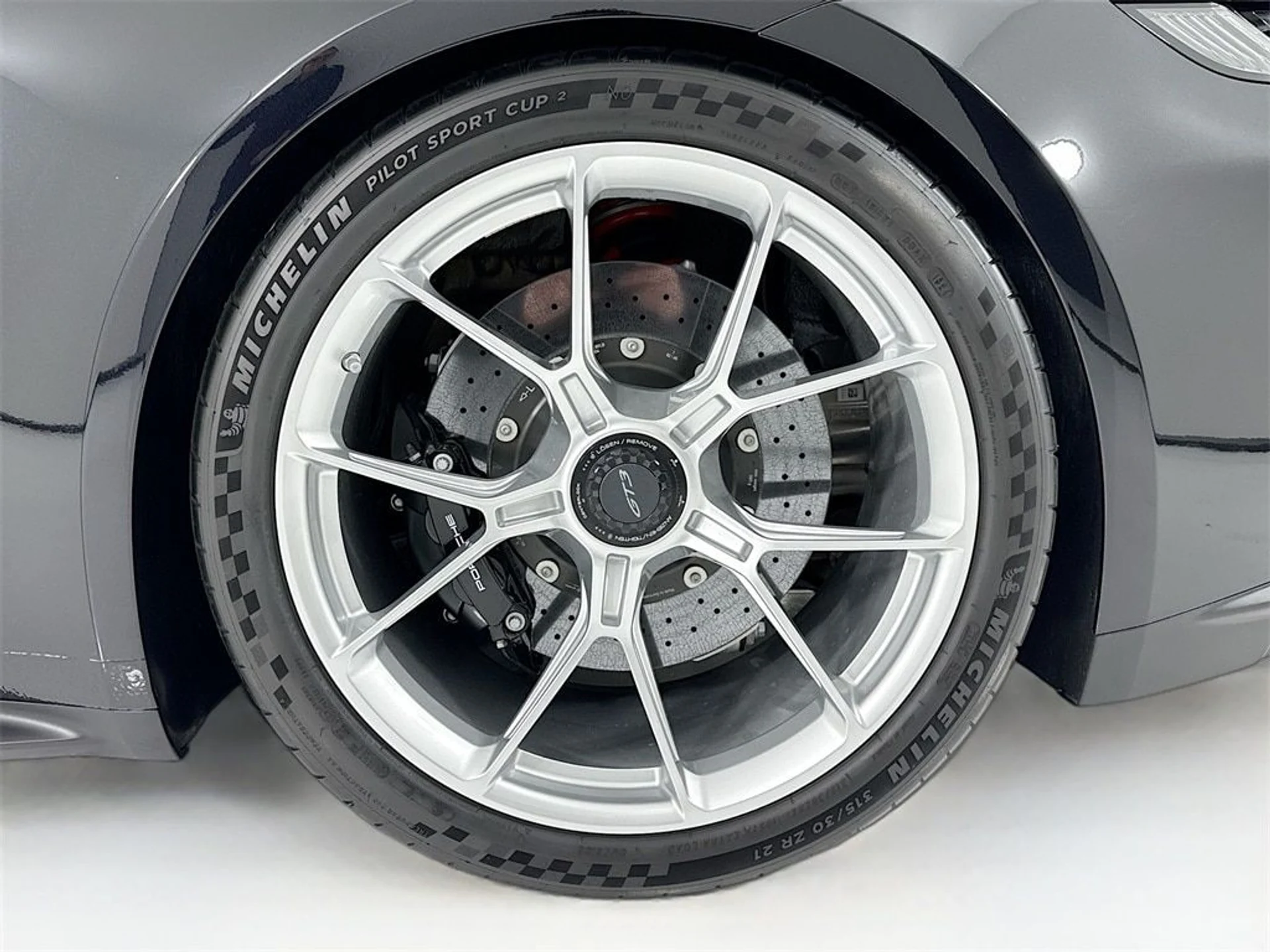 mph026_990803227_06e6fa289473442de19506cd88e255c7x_a316d1f256