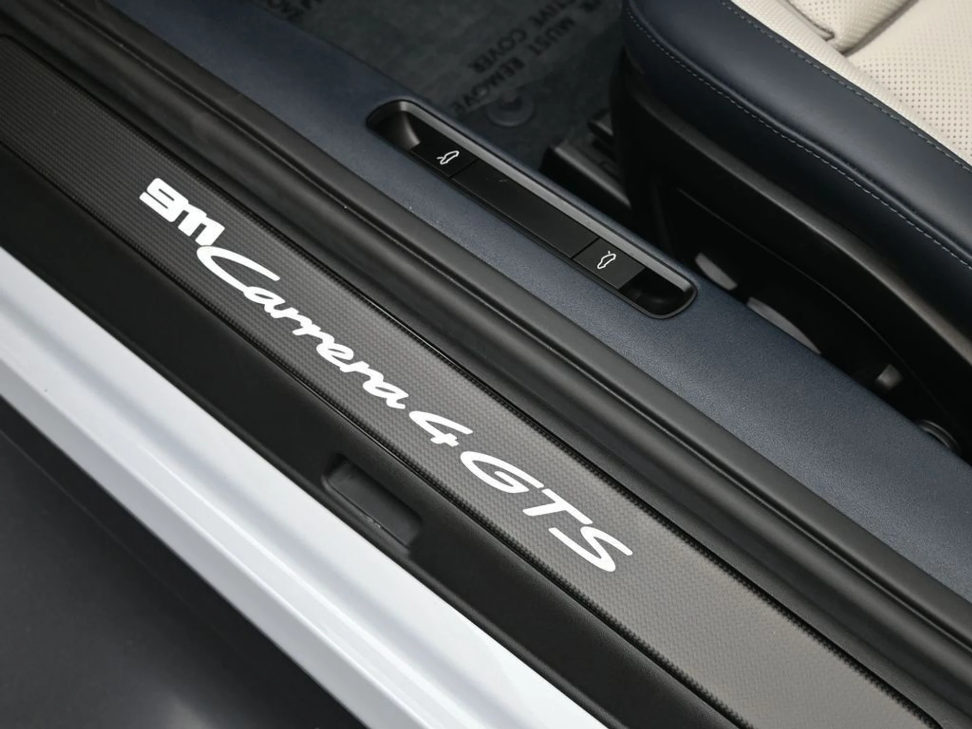 mph026_996470601_9f95d9f36527fcdbd8153aef5ee7870b_12d1031929