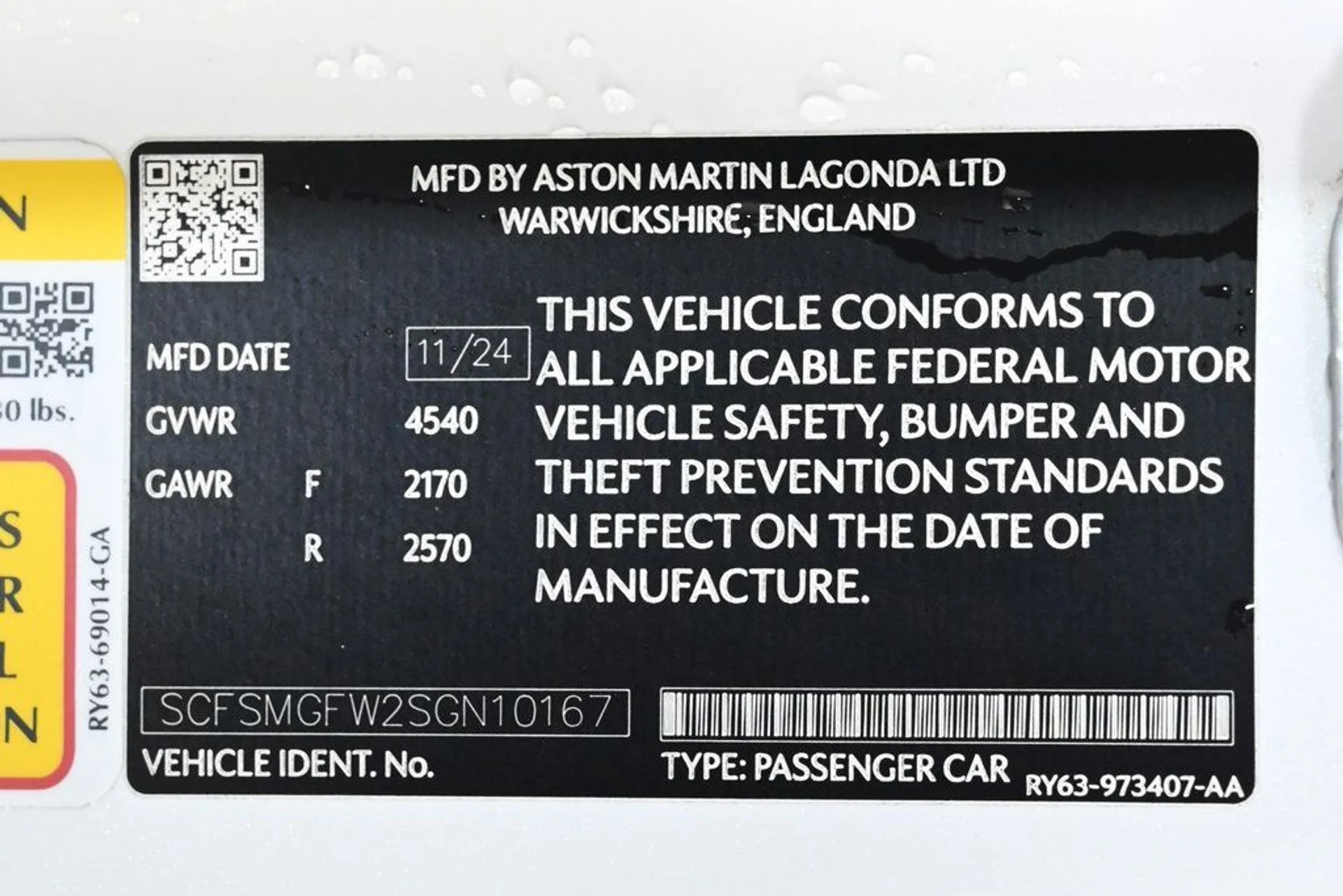 mph027_1009178860_used_2025_aston_martin_vantage_base_11350_22975138_27_1024_b054261f59