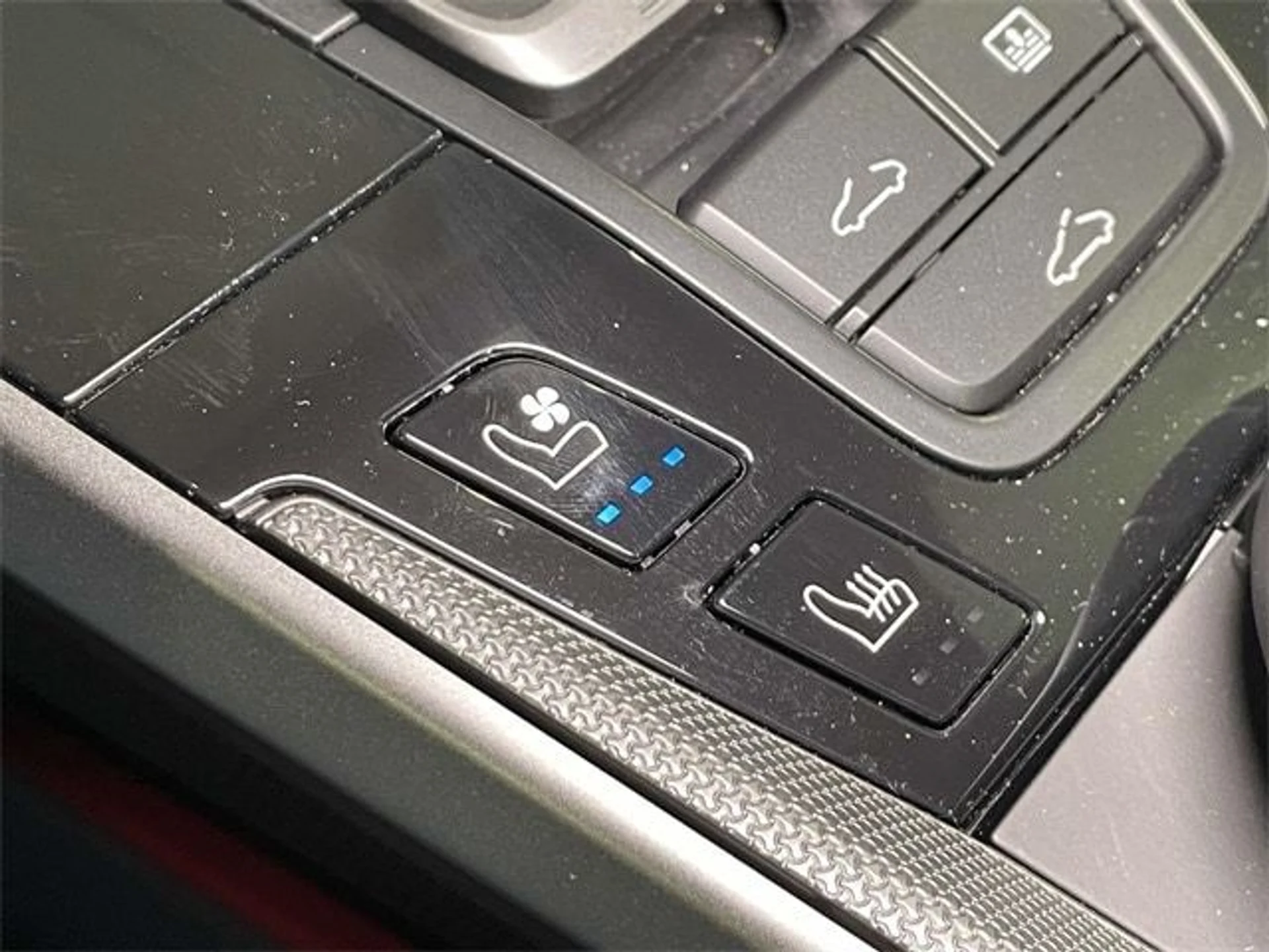 mph027_1023719317_525f63a1c1d913940ee430866064e290x_62530e789a