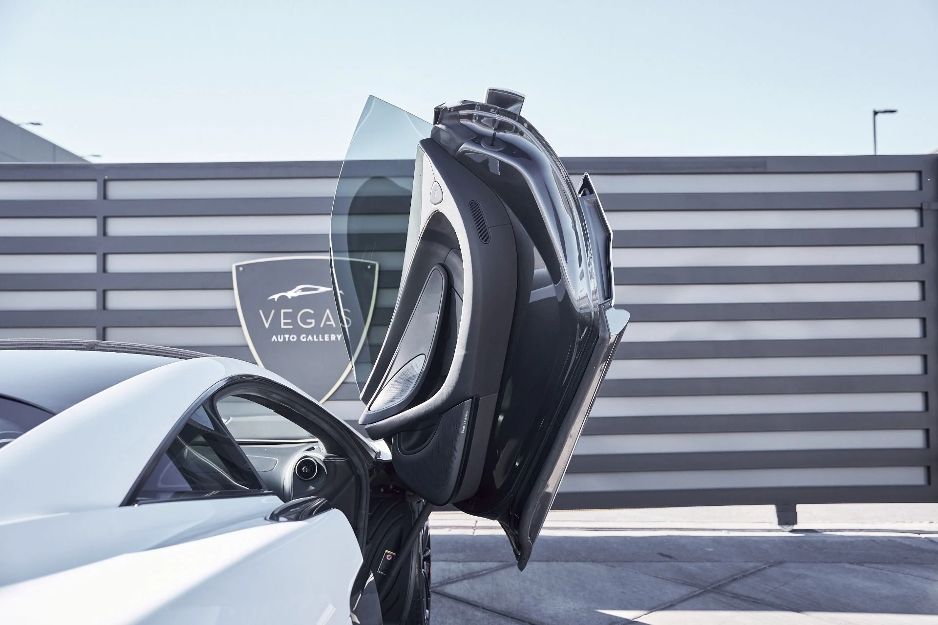 mph027_1025413586_Used_2020_Mc_Laren_570_S_Base_1773768838_c92299b2e0