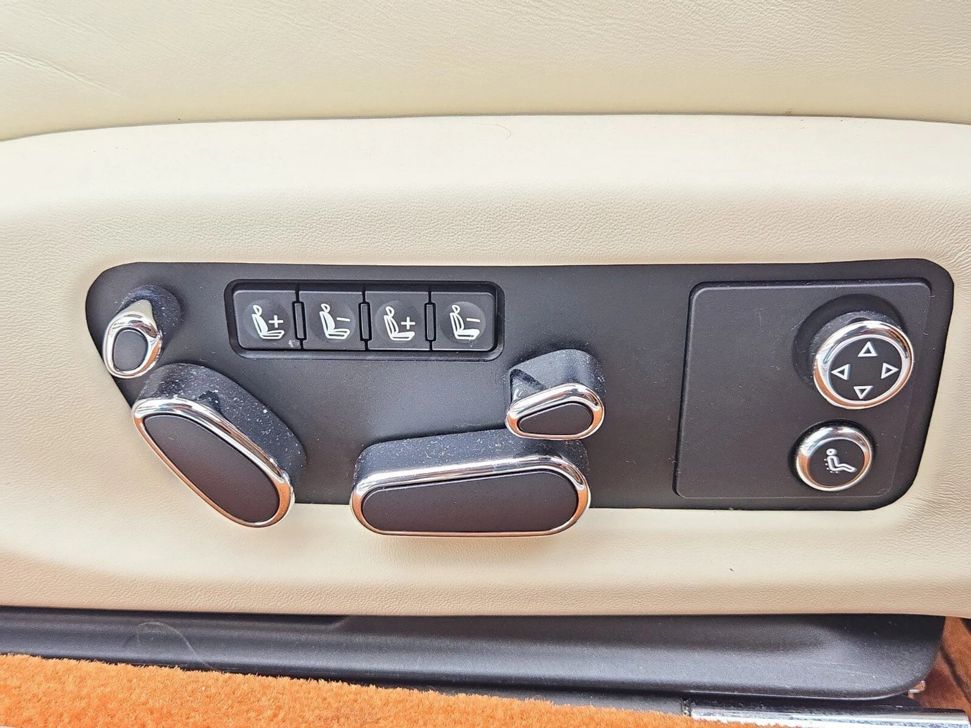 mph027_1026628475_93473746bfad60f7bd746f3625174933x_35a330a7b1