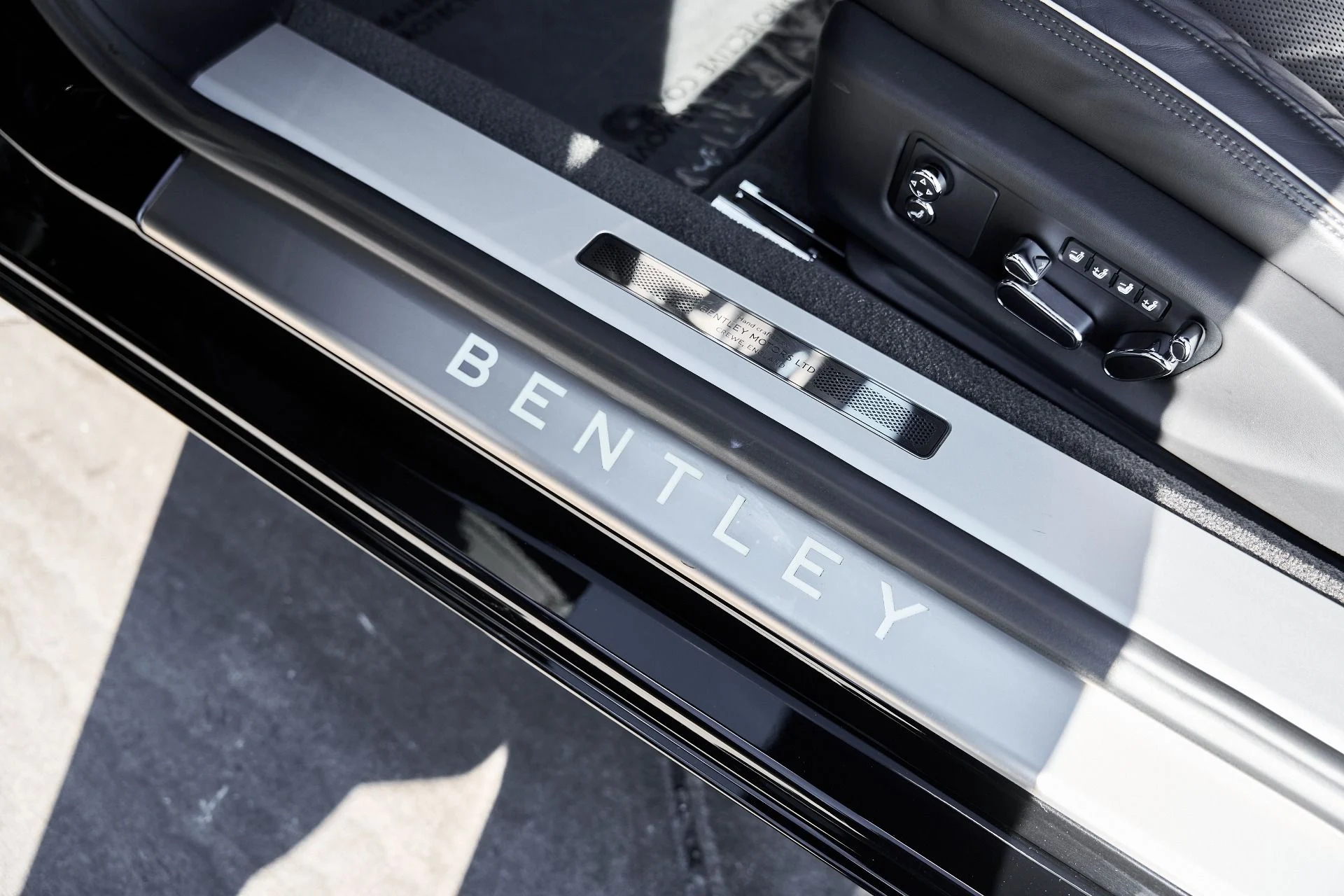 mph027_1027866928_Used_2021_Bentley_Continental_GT_V8_1768615479_240eeaa489