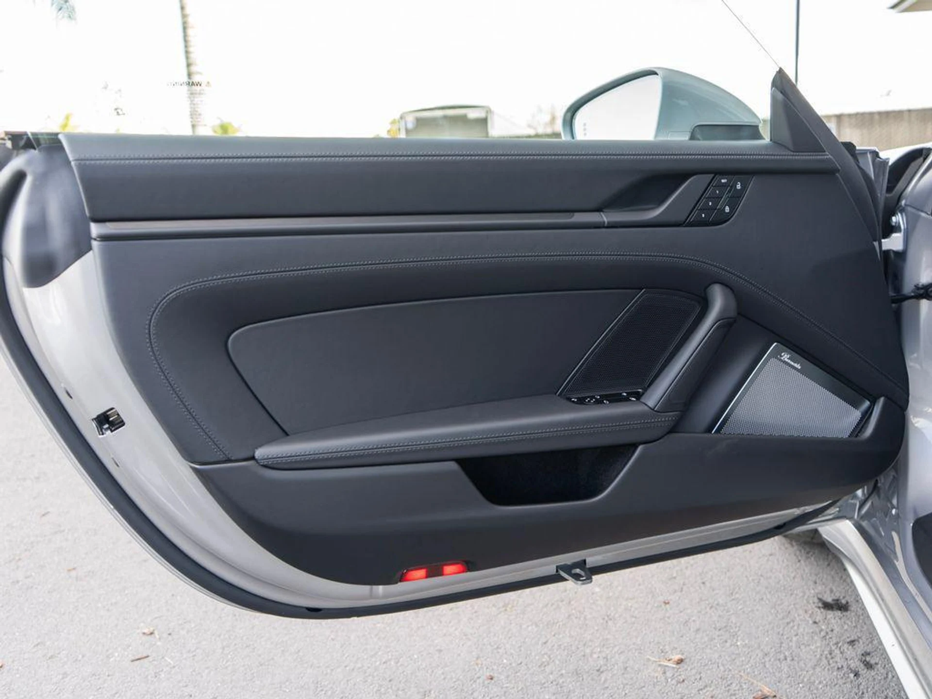 mph027_1028117095_r_H_Nf1_VELW_6_IO_Adc_Pb_Mx_Fs_t_Mio_16681ffa64