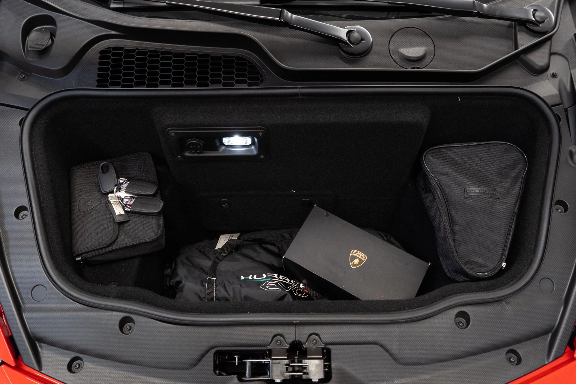 mph027_1042790751_Used_2020_Lamborghini_Huracan_EVO_1787867909_208d612092