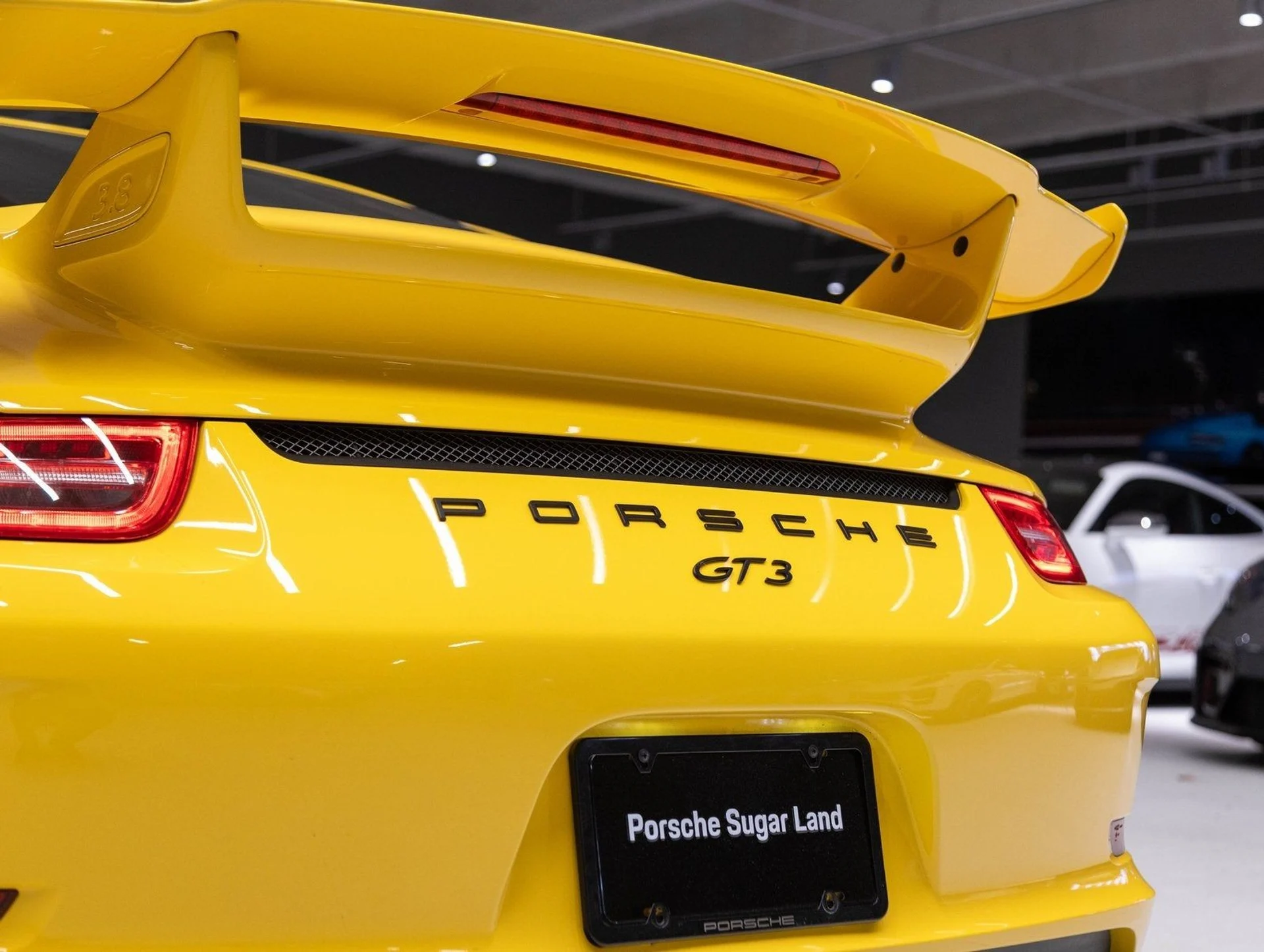 mph027_1043323309_28_891a89bdde