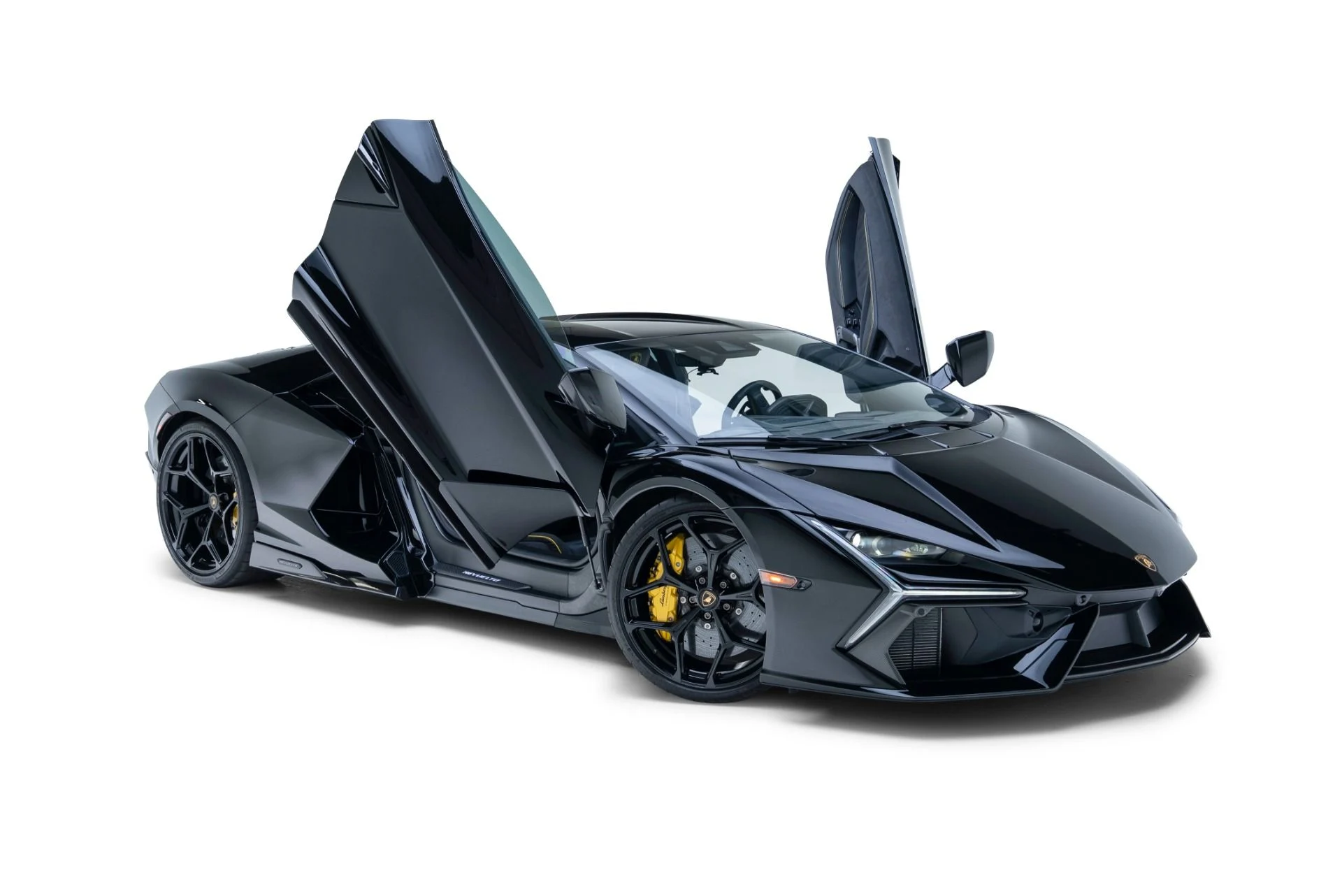 mph027_1044418252_Used_2025_Lamborghini_Revuelto_1779986727_6178eaec10
